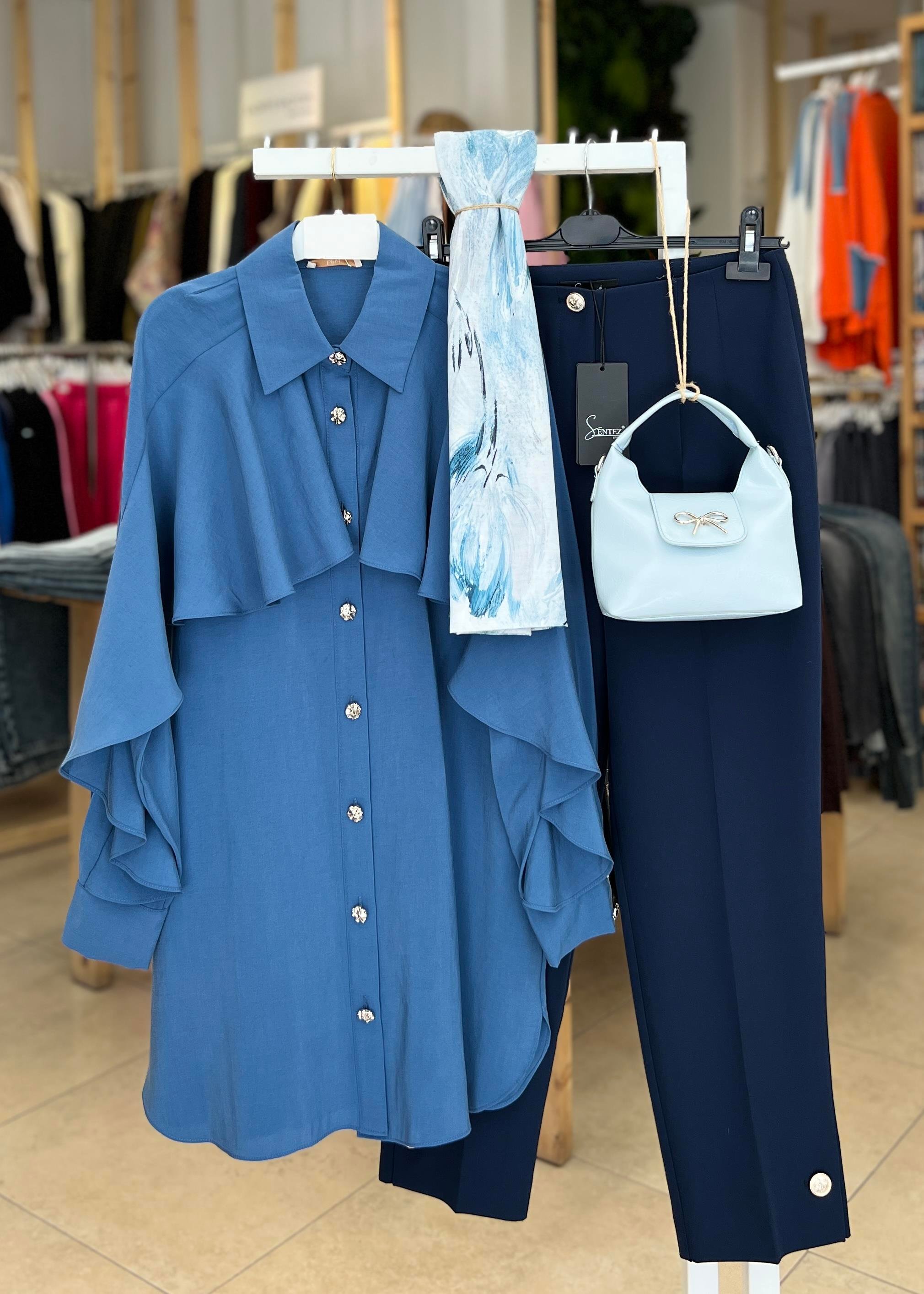 ÖNÜ VOLANLI GÖMLEK