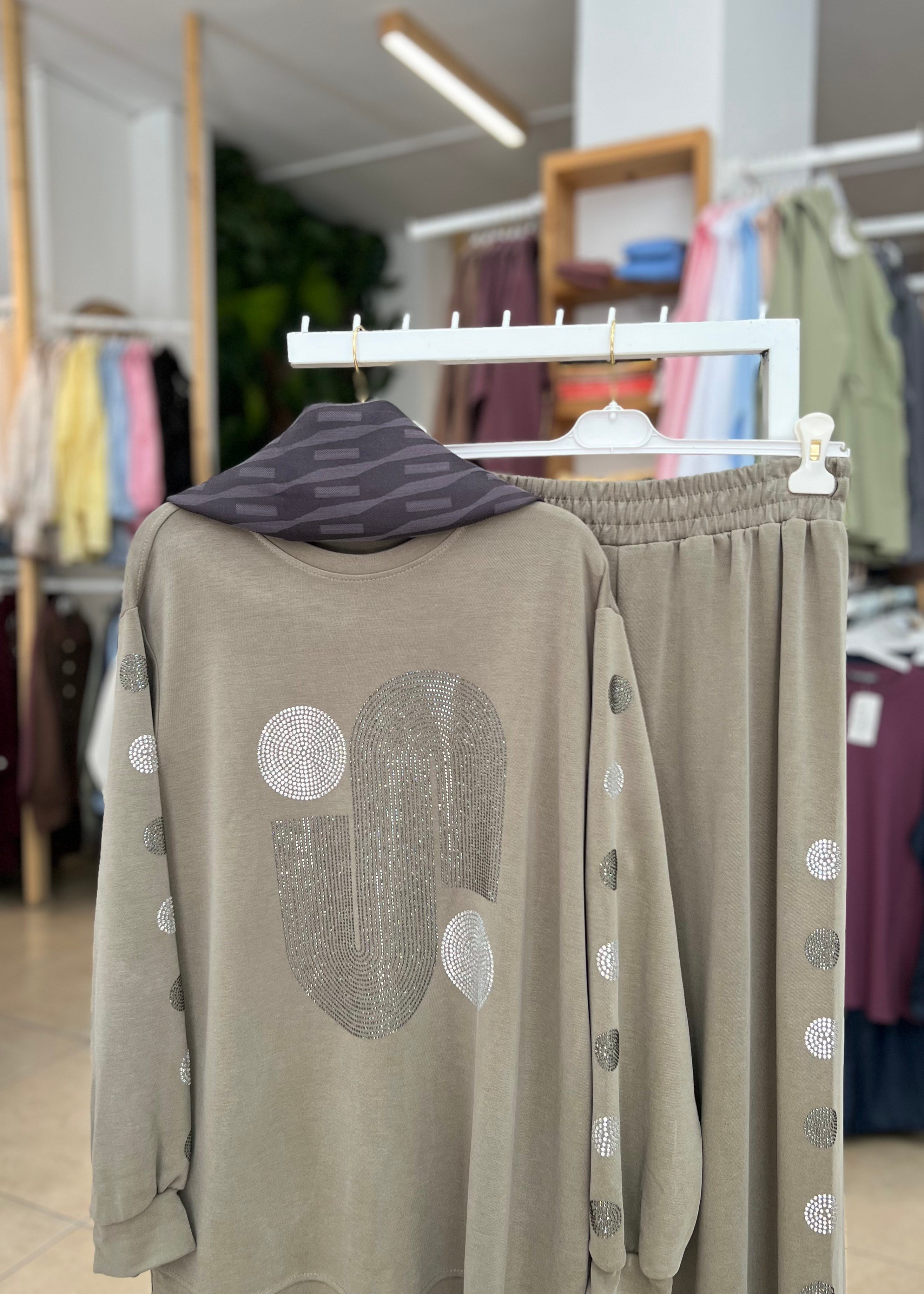 PANTOLONLU PİKE TAKIM 