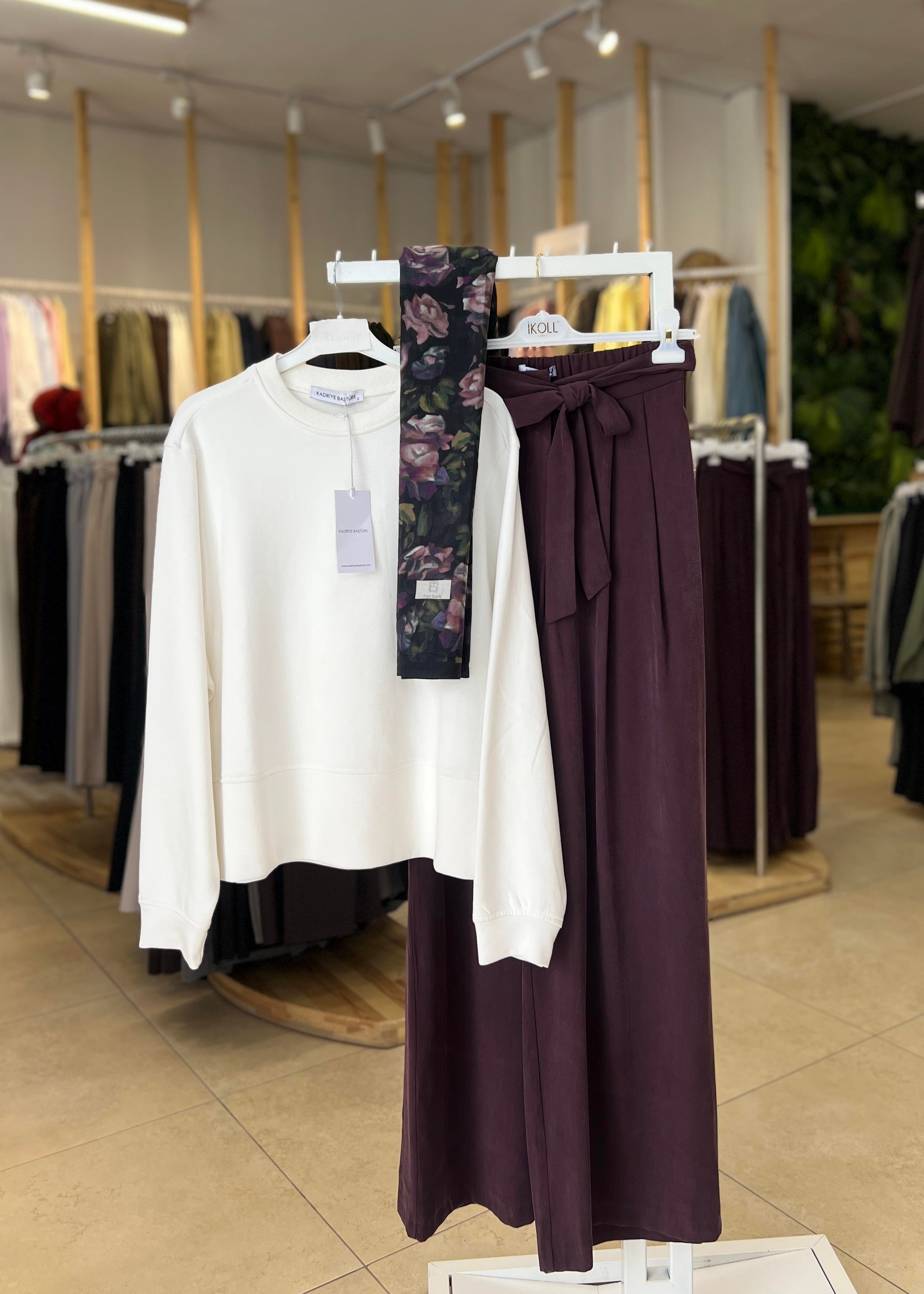 PİLİLİ GENİŞ PAÇA PANTOLON 