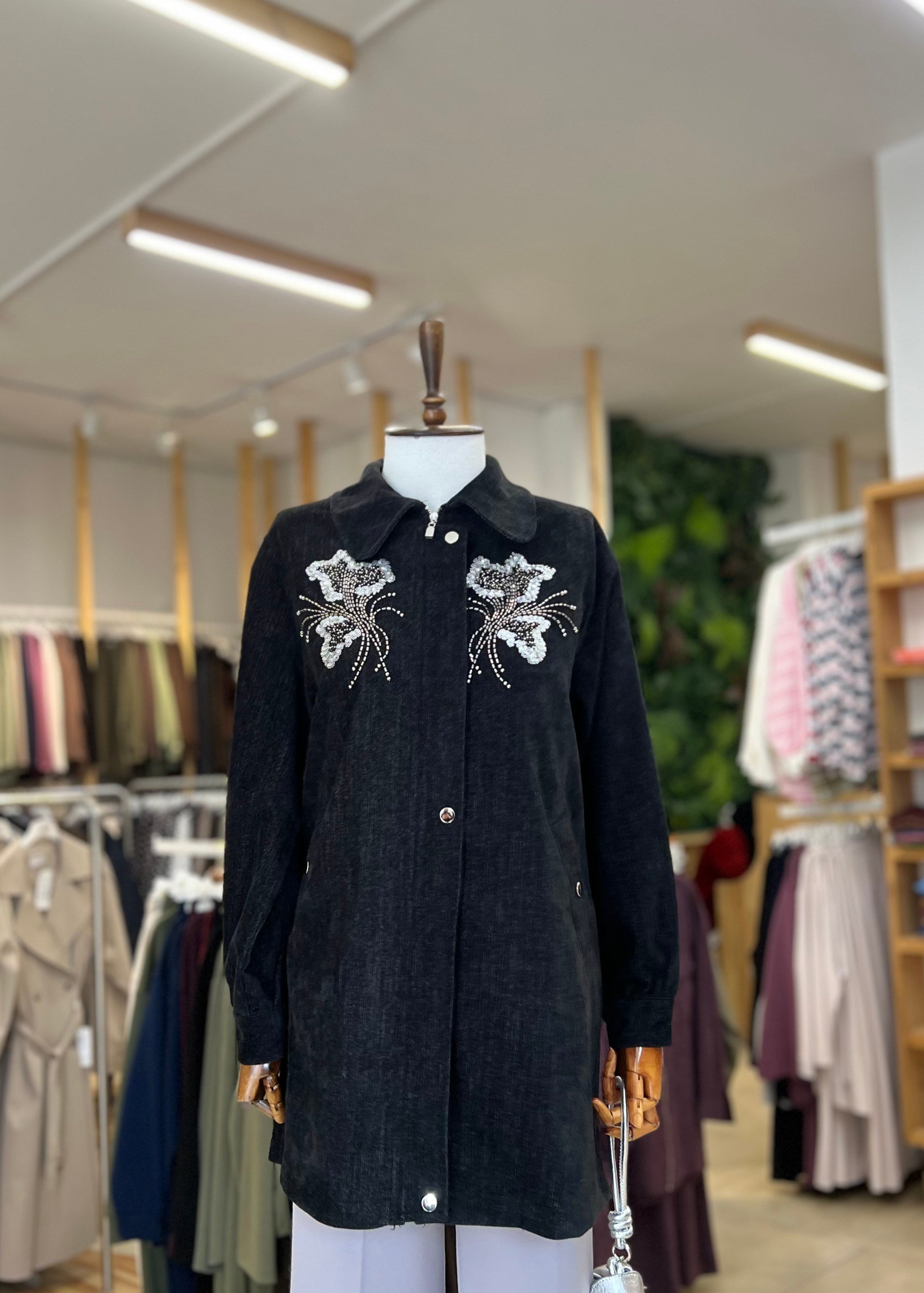 ŞÖNİL KUMAŞ NAKIŞLI CEKET