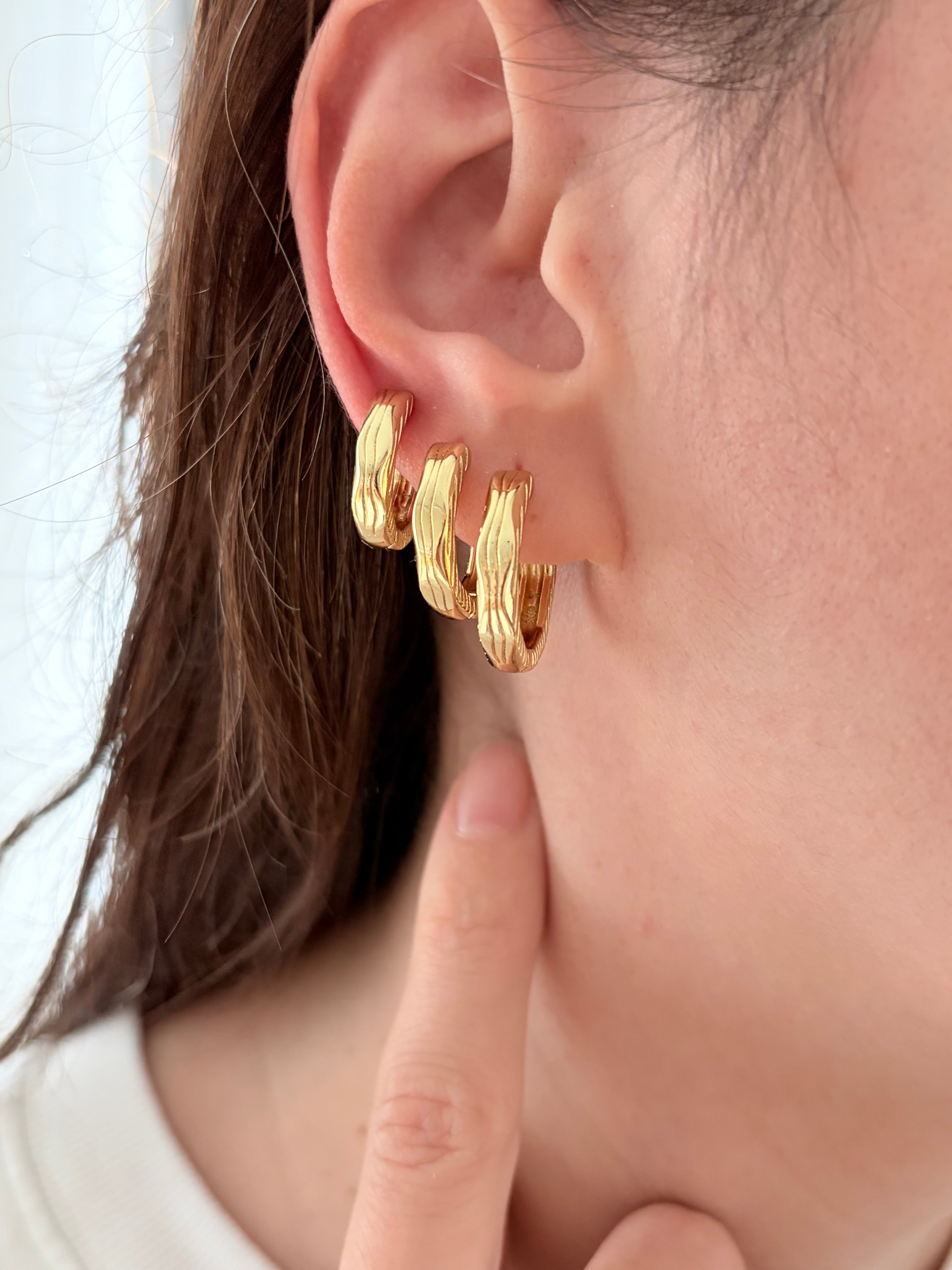 OLESYA DALGALI KÜPE