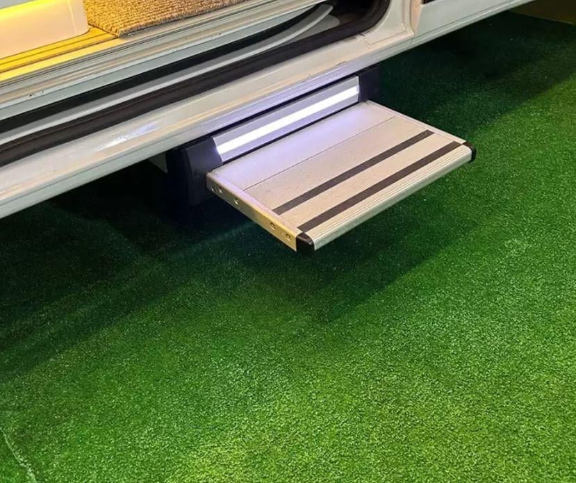 Bustronic Pickpath 550 mm. - 12V Ducato Boxer Jumper Işıklı Karavan Basamağı