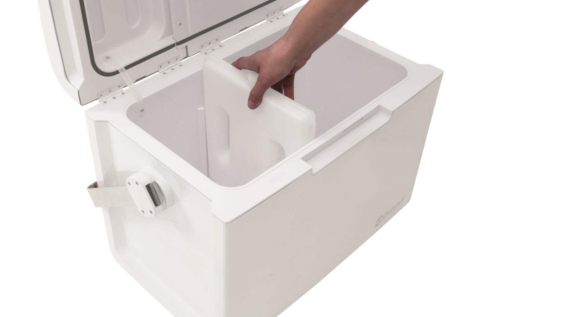 Outwell ECOlux 35 Litre White 12V/230V Buz Dolabı