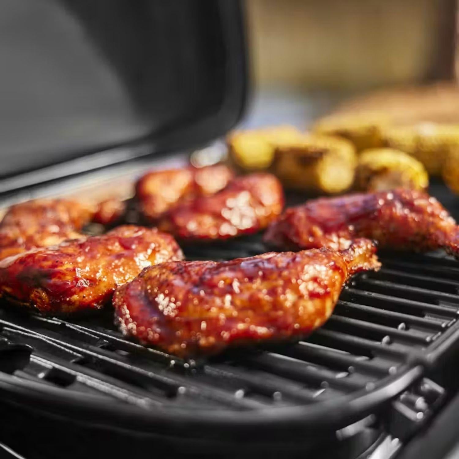 Weber Traveler Compact Gazlı Taşınabilir Barbekü