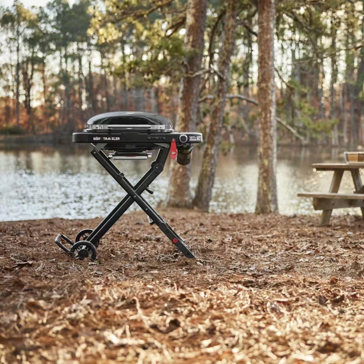 Weber Traveler Compact Gazlı Taşınabilir Barbekü