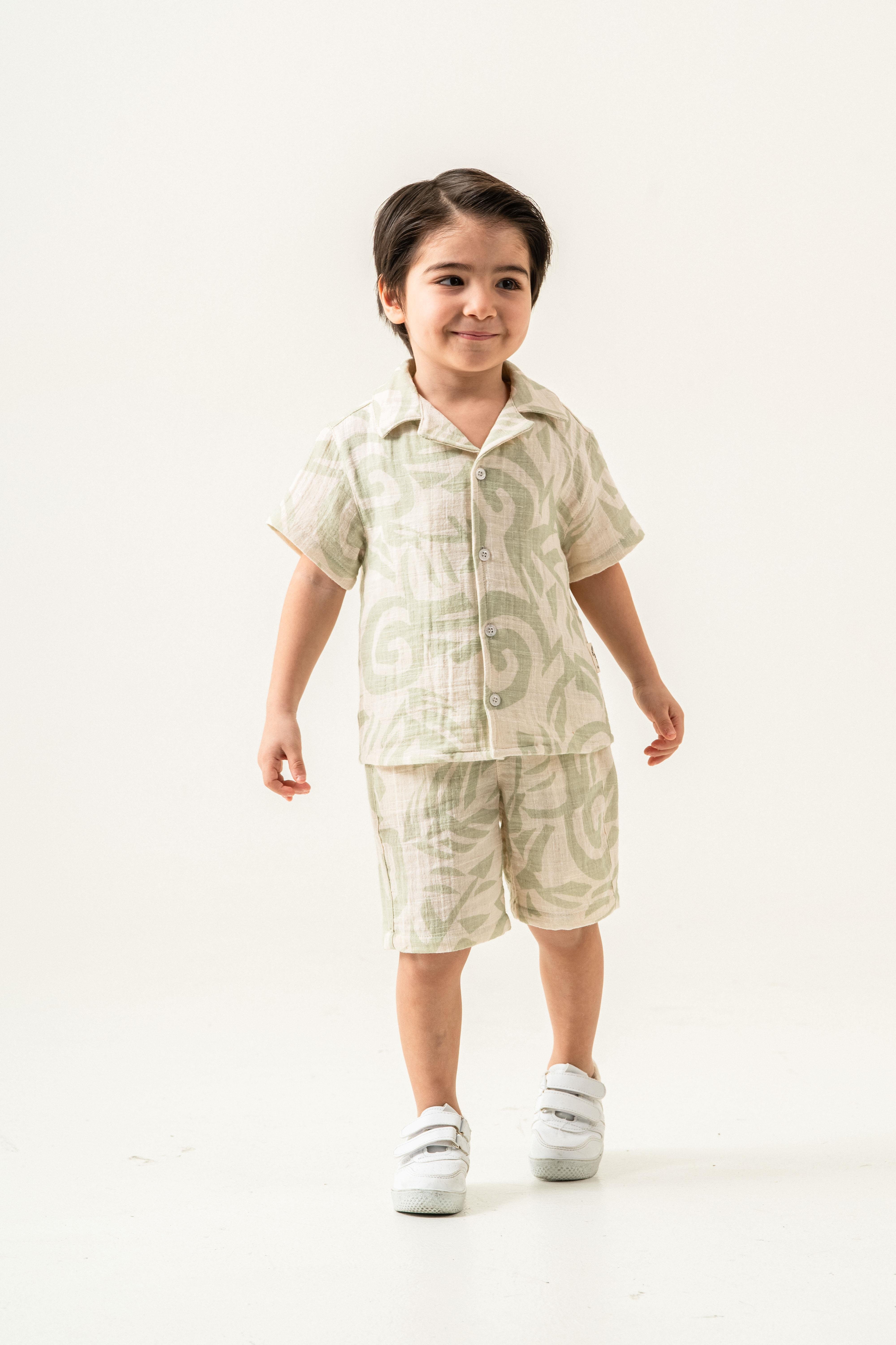 2'li Erkek Çocuk Yeşil Desenli Keten Şortlu Takım