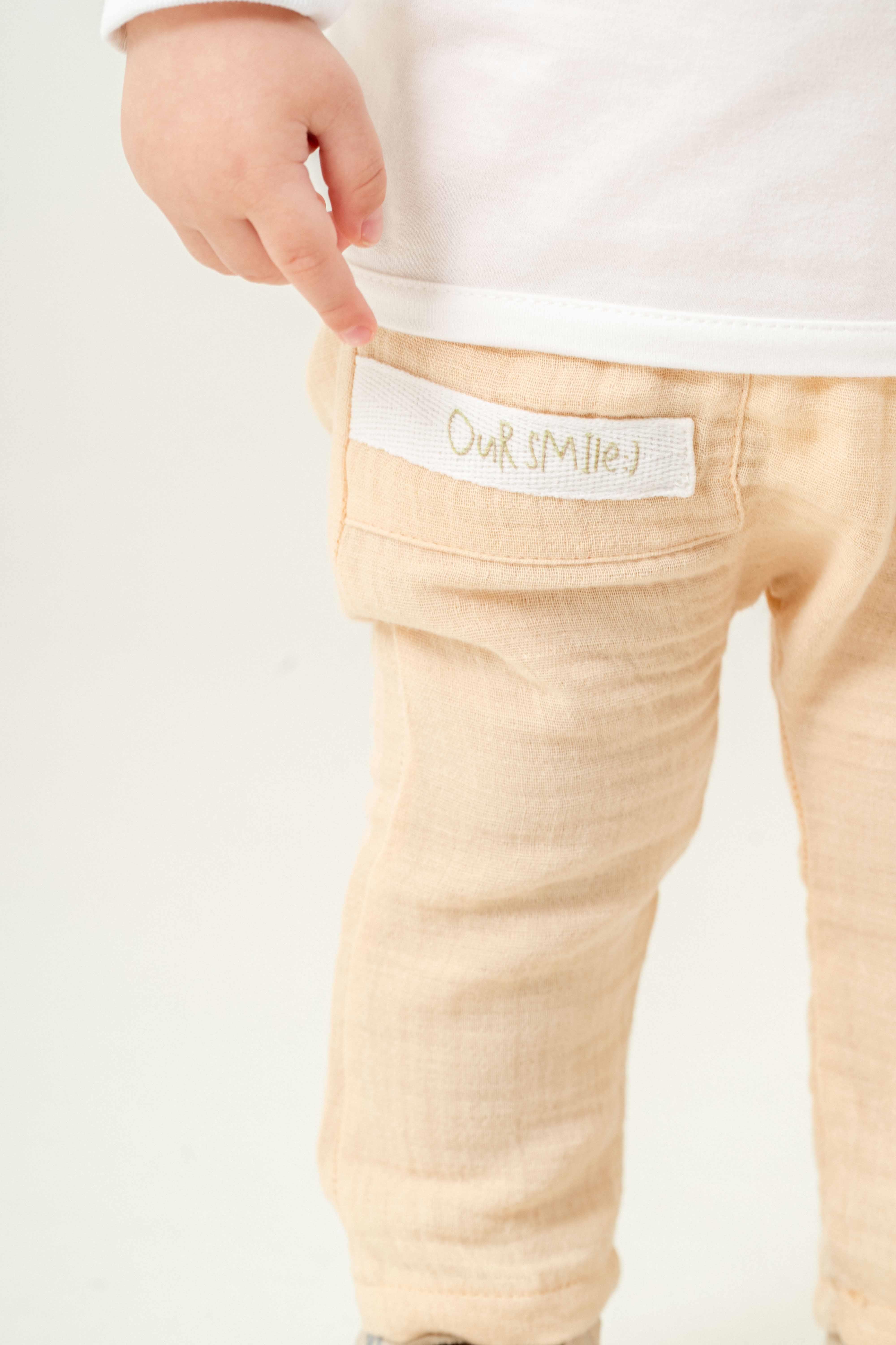 3'lü Bebek Takımı Müslin Gömlek Pantalon Tişört Zürafa Desenli 