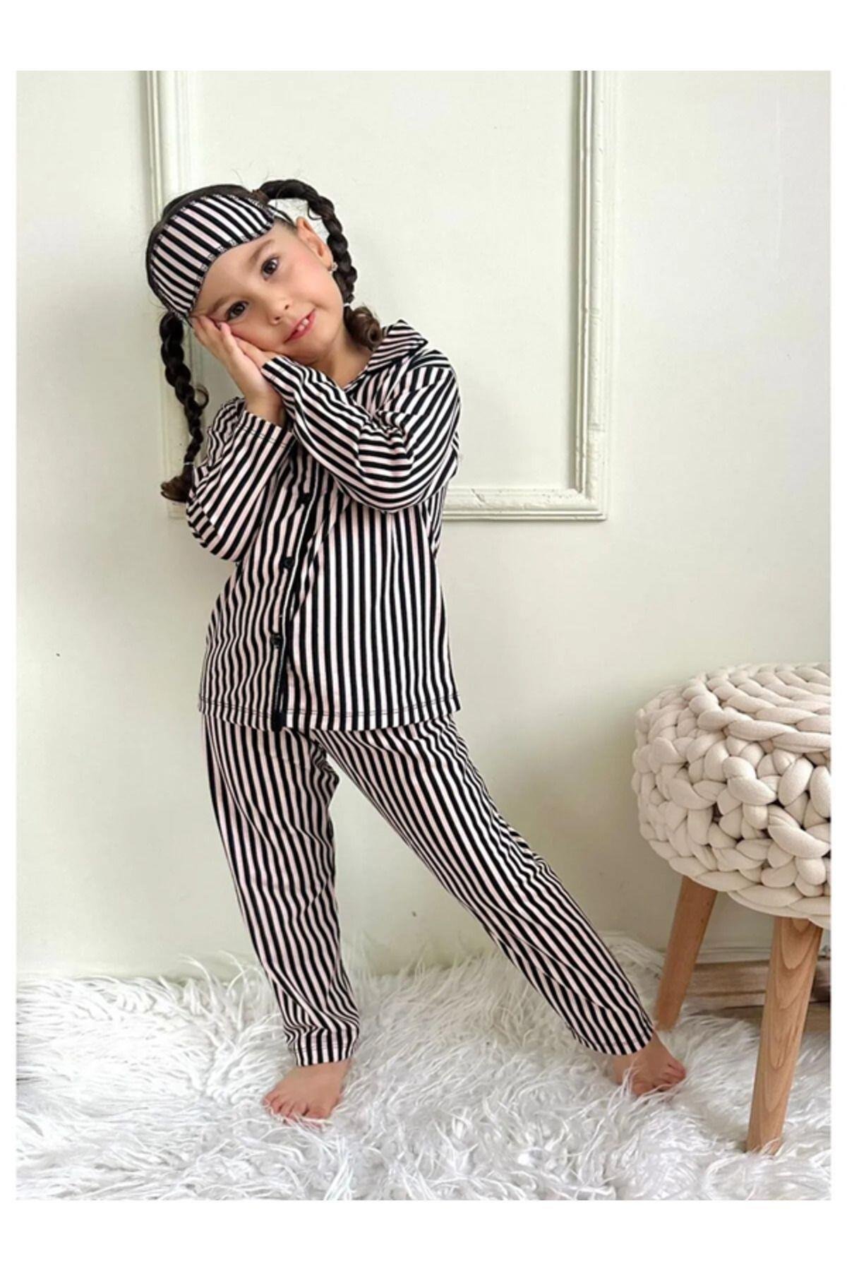 Kız Çocuk Düğmeli Cizgili Ayıcık  Desenli Uzun Kollu Pijama Takımı