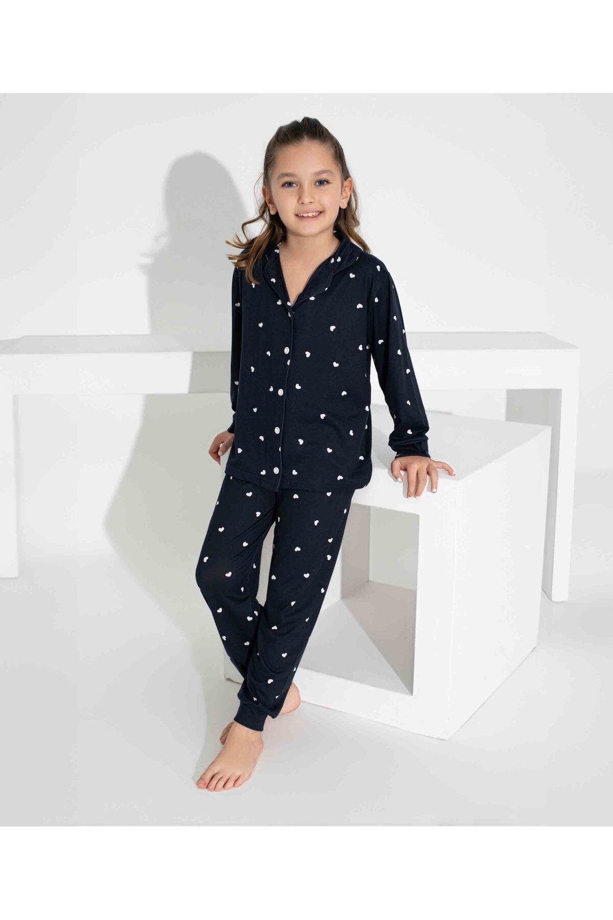 Kız Çocuk Kalp Desenli Düğmeli Uzun Kollu  Pijama Takımı