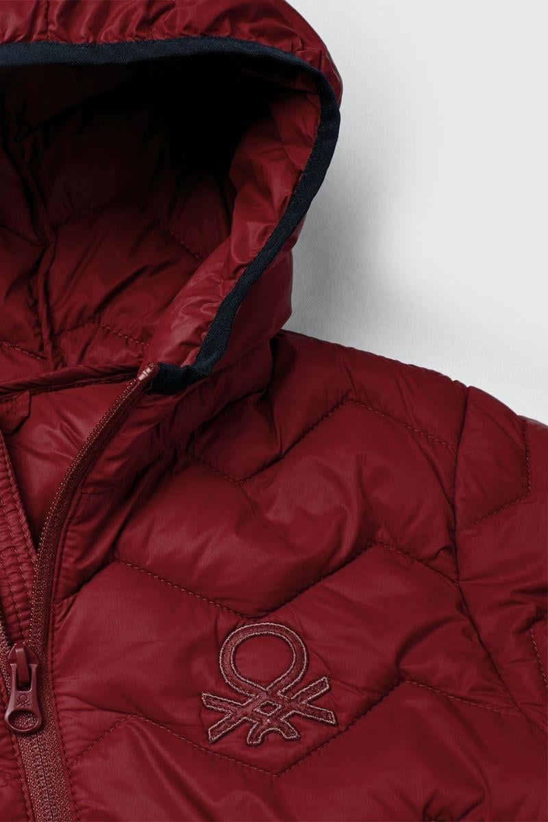 United Colors of Benetton Erkek Çocuk 2TWDCN04V-25K Mont Bordo