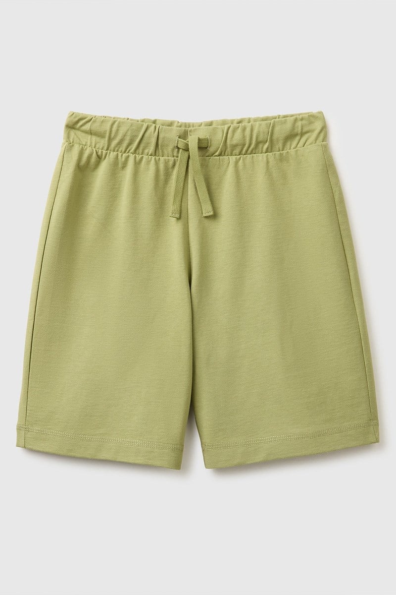 United Colors of Benetton Erkek Çocuk Logo İşleme Detaylı Yan Cepli Bermuda Şort Haki  6-14 Yaş