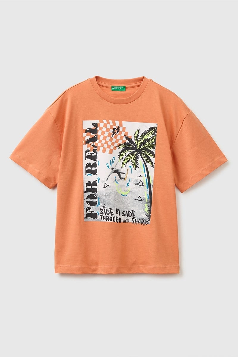 United Colors of Benetton Erkek Çocuk Ön ve Arka Fotoğraf Baskı Detaylı Bisiklet Yaka T-Shirt Turuncu 6-13 Yaş