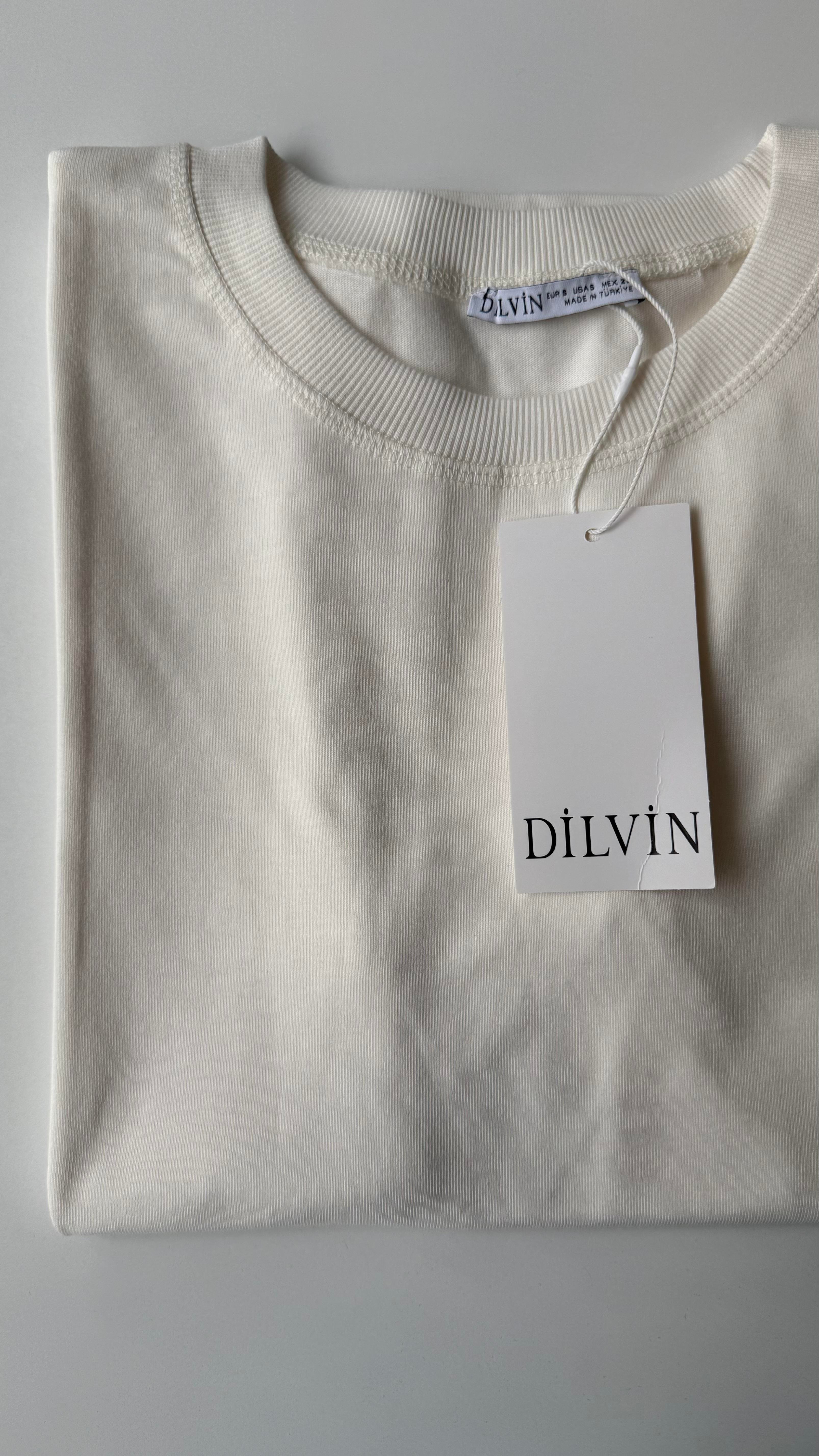 Basic T-Shirt