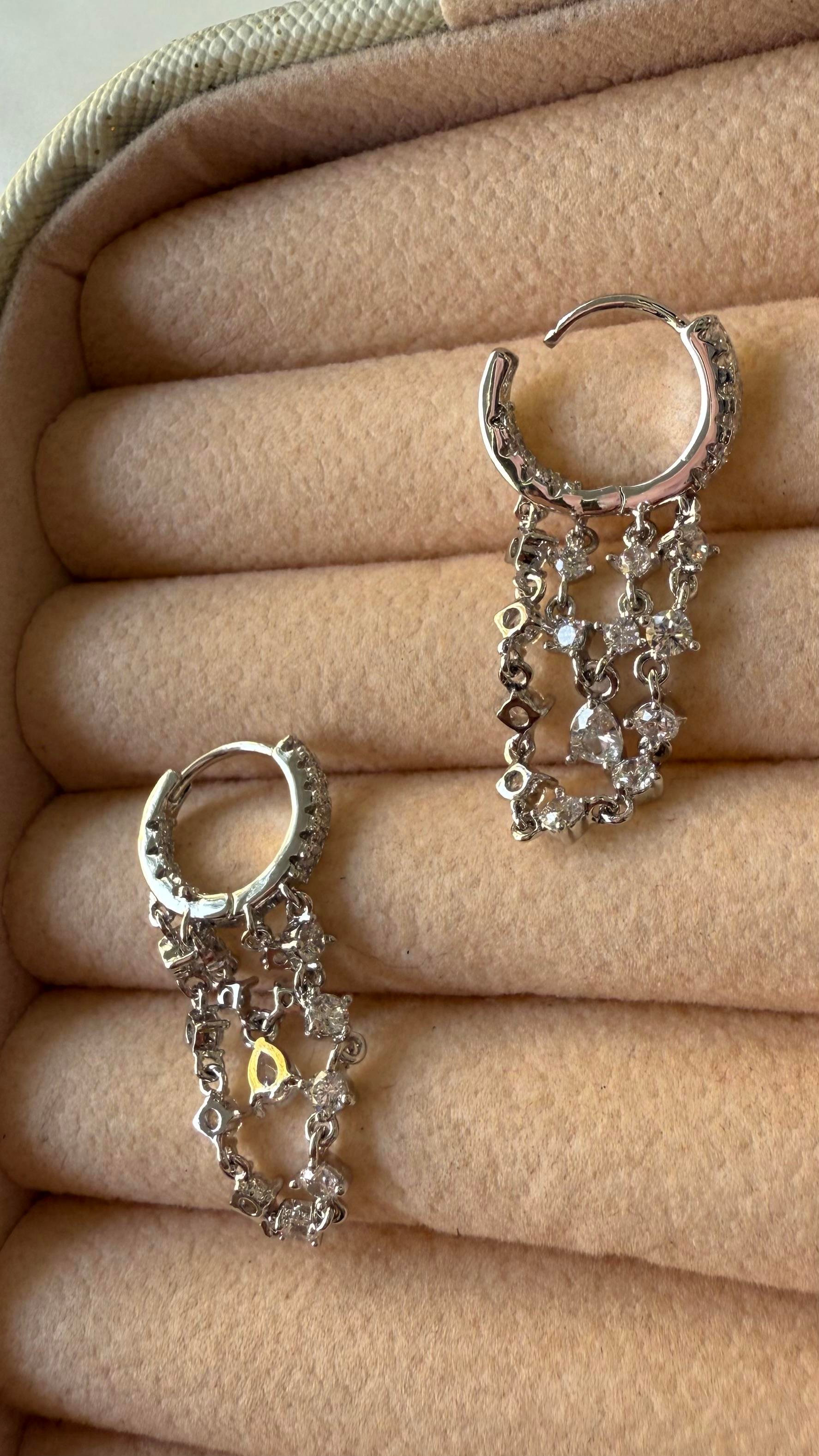 Xuping Sallantılı Küpe