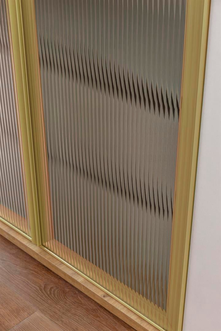 Dekorbizden Lında Yatak Odası Gardırop