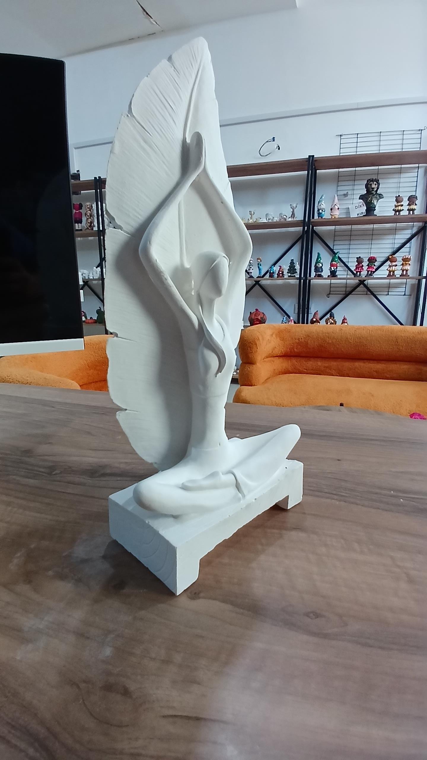 Yogacı Kız Boyasız 31cm