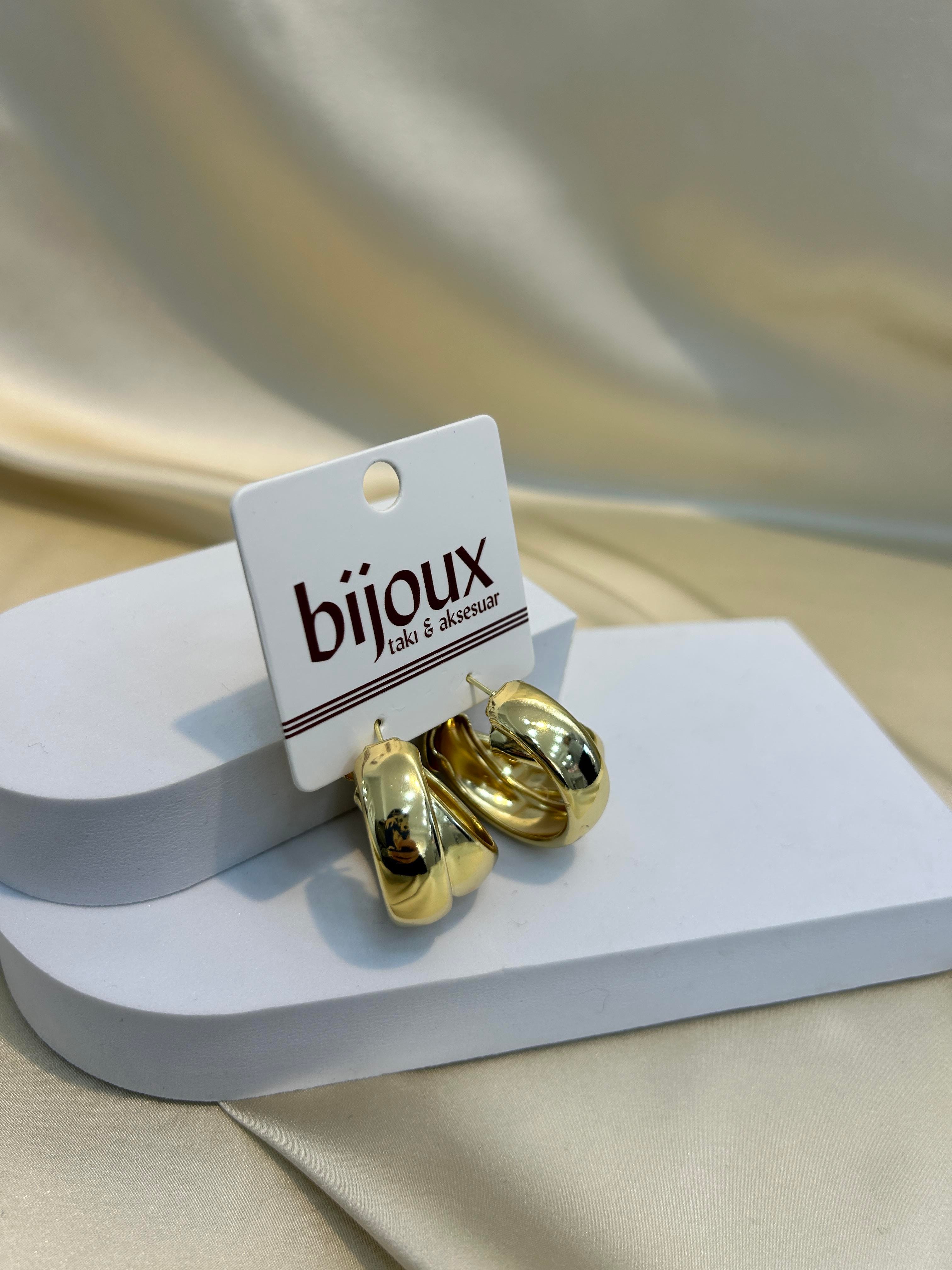İç İçe Geçmiş Büyük Halka Gold Küpe