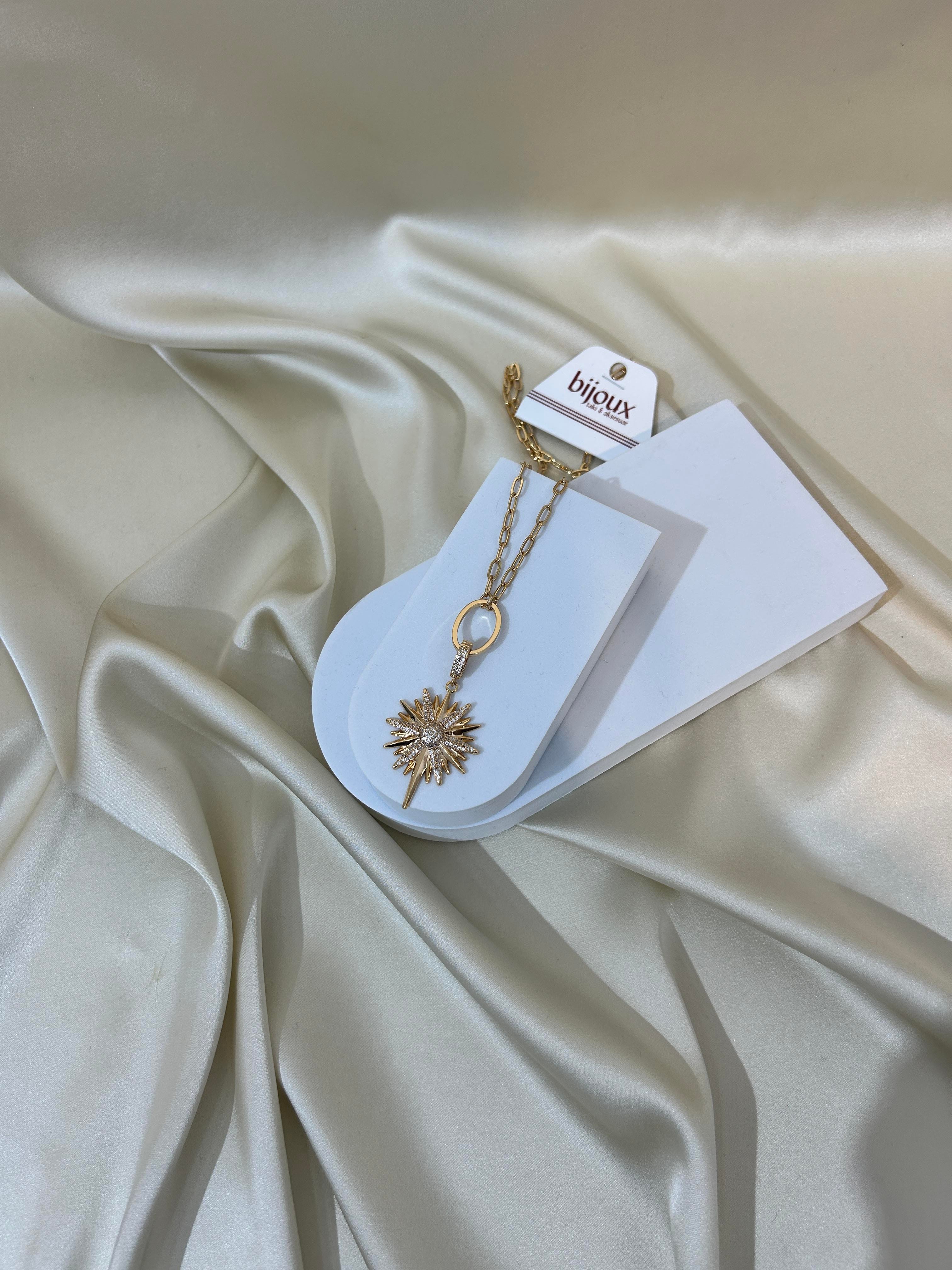 Rose Gold Taş Detaylı Kolye