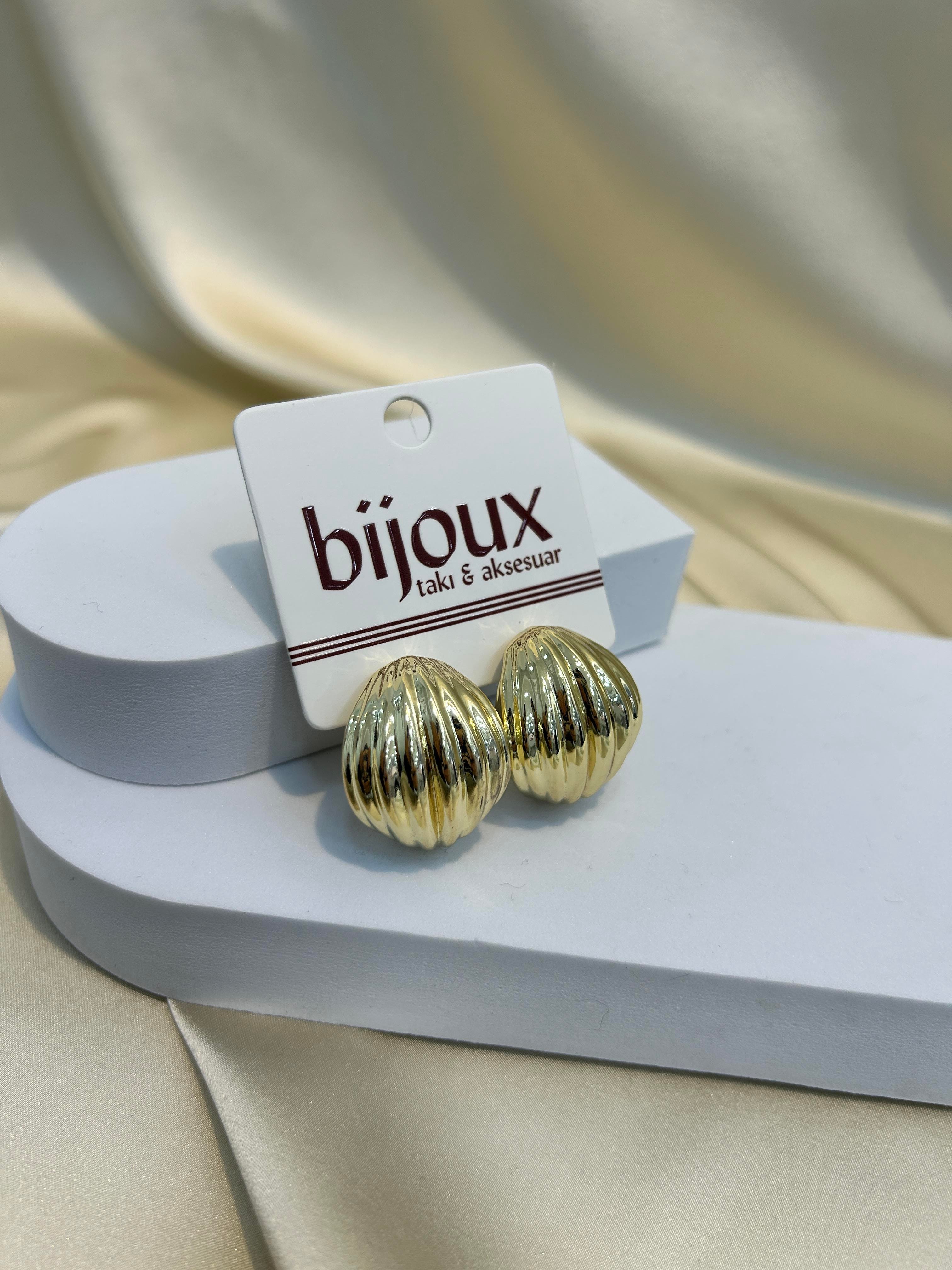 Sallantılı Dalgalı Gold Küpe