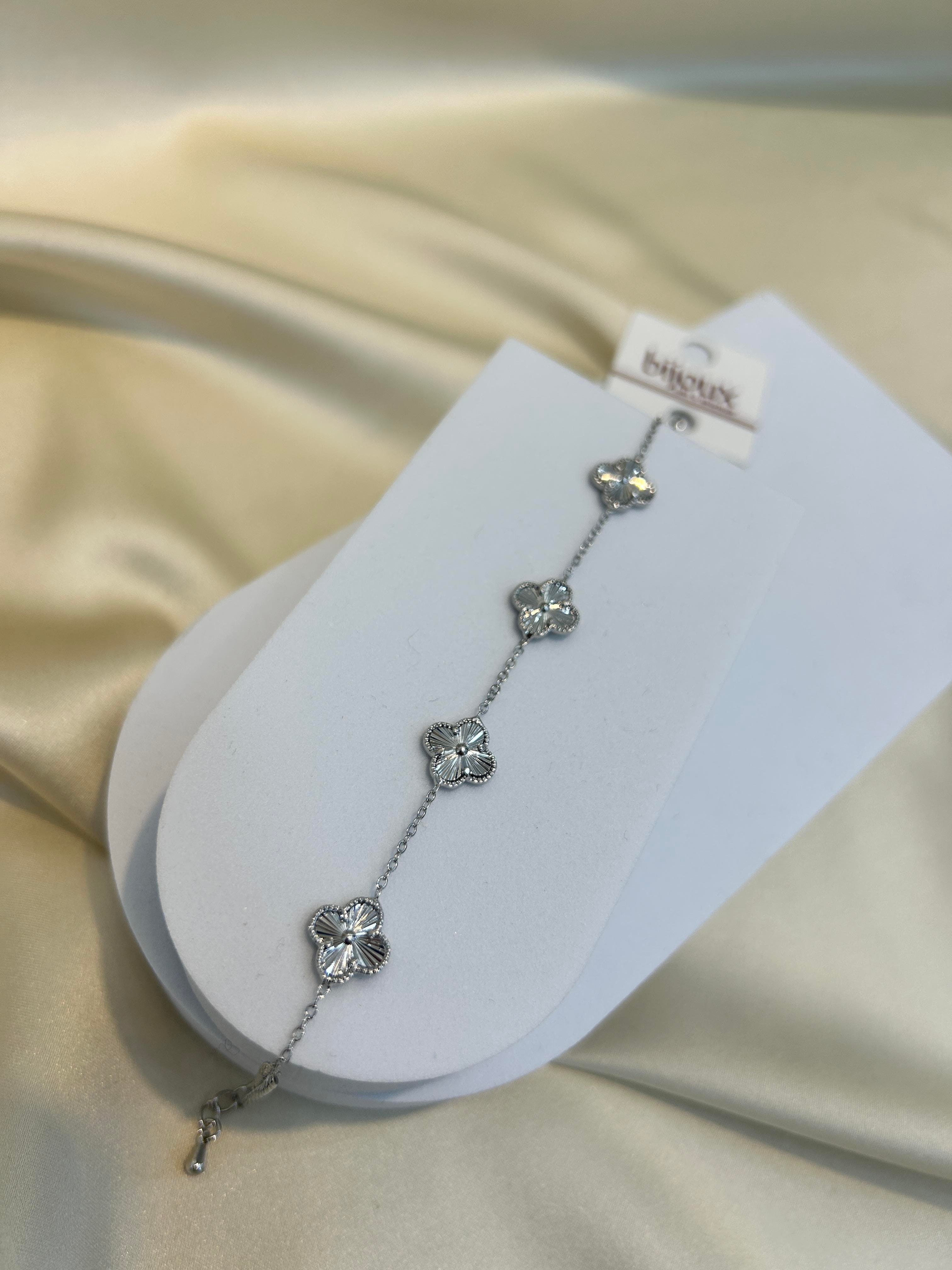 Silver Yonca Bileklik