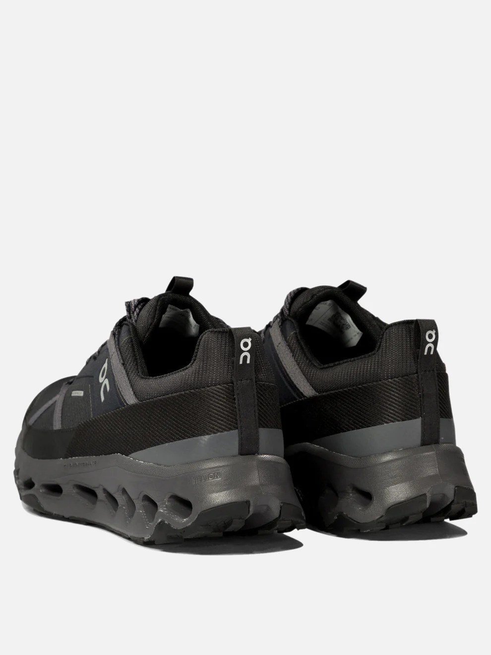 ON - CLOUDHORIZON M BLACK / ALLOY 