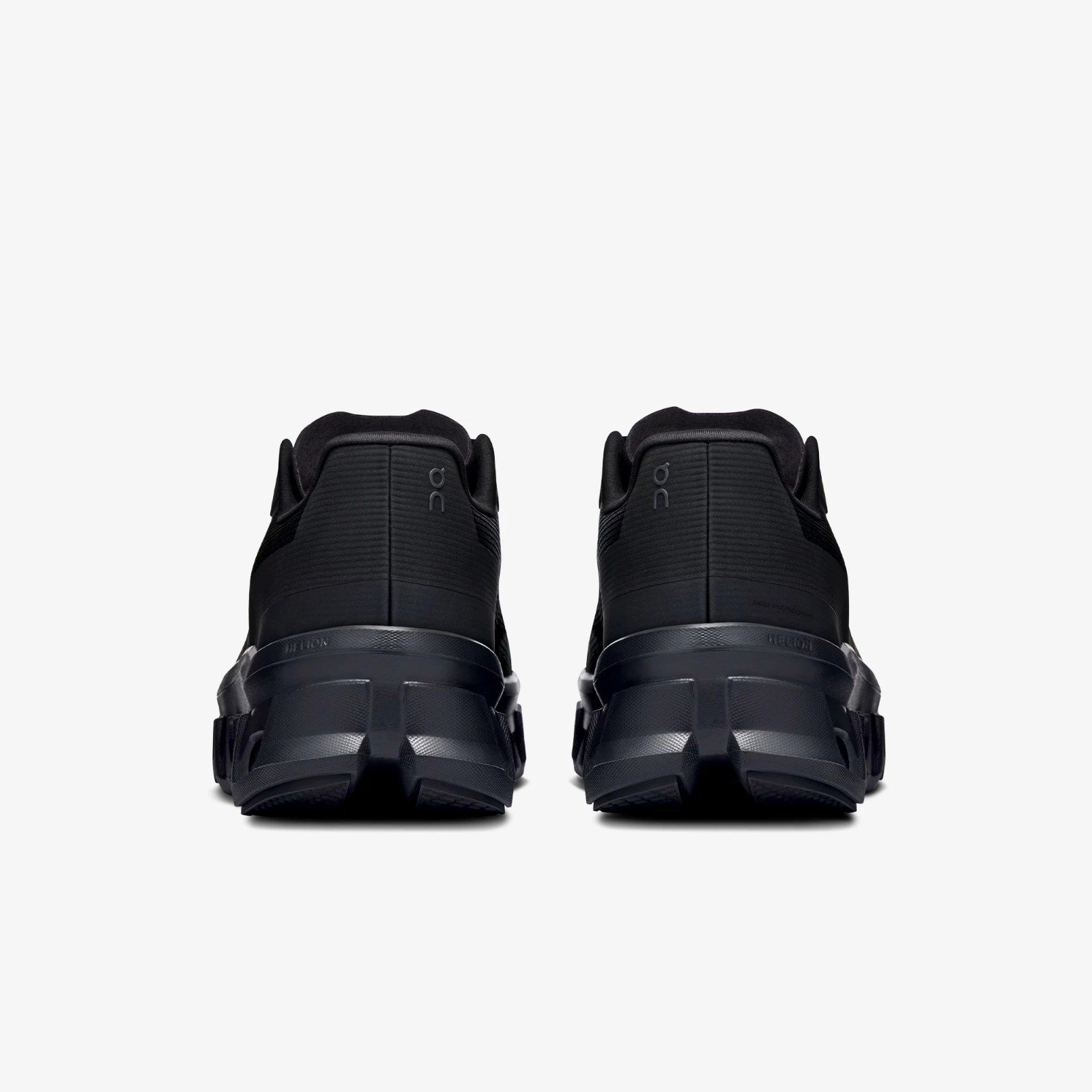 ON - CLOUDMONSTER VOID M BLACK / BLACK 