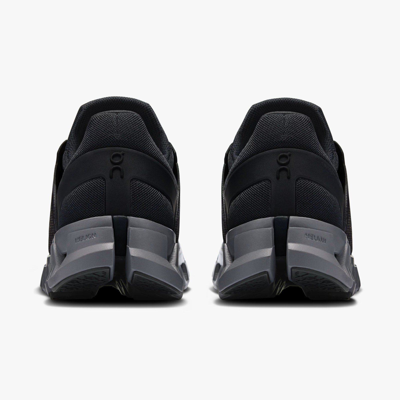 ON - CLOUDSWIFT 4 AD M BLACK / ROCK 