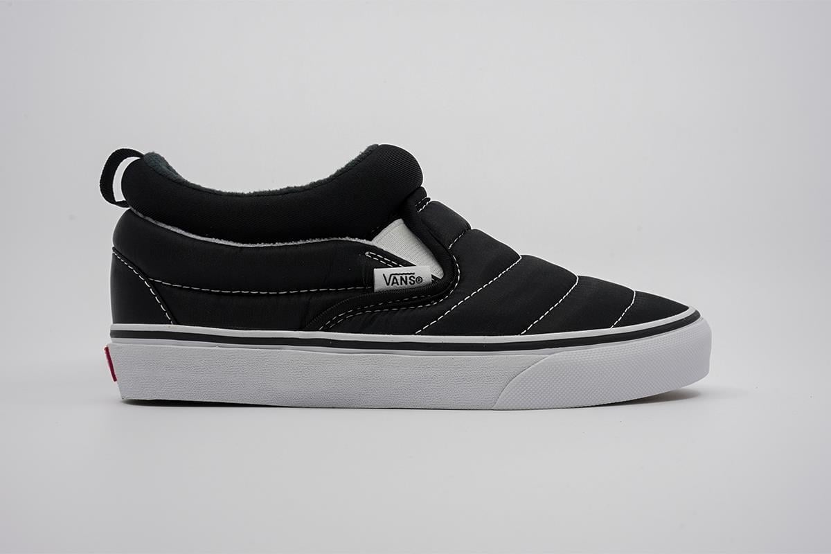 Slip-On Mid  Siyah/Beyaz Unisex VN0009QUBA21