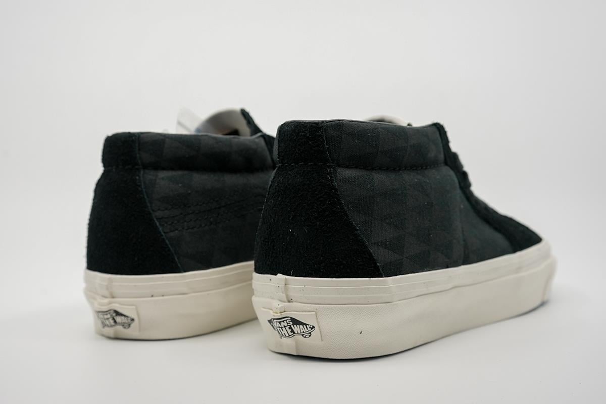 UA SK8-Mid 83 DX  Siyah/Beyaz Unisex VN0A5JMFC381