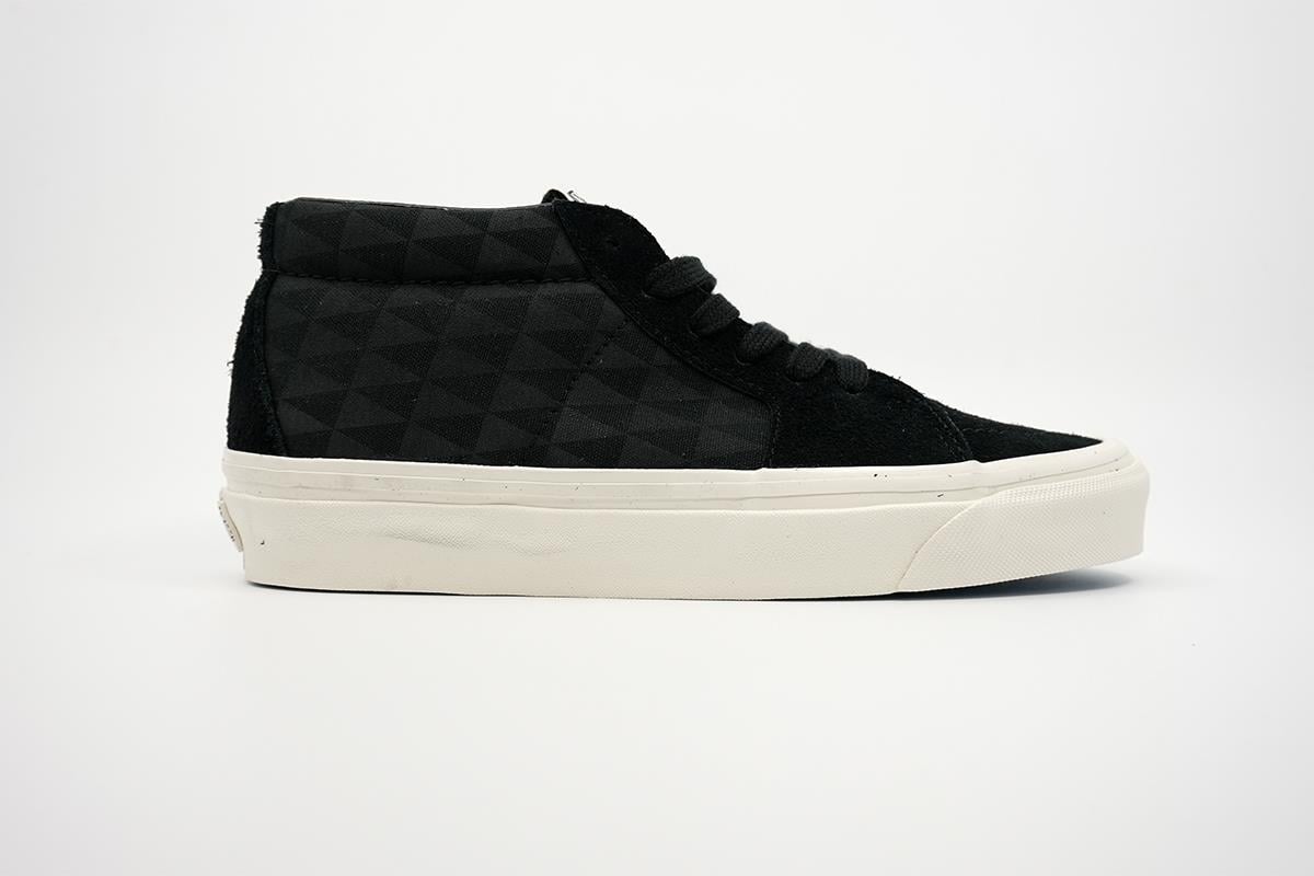 UA SK8-Mid 83 DX  Siyah/Beyaz Unisex VN0A5JMFC381