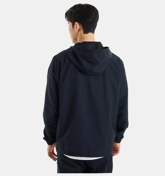 UA SPORTSTYLE WINDBREAKER