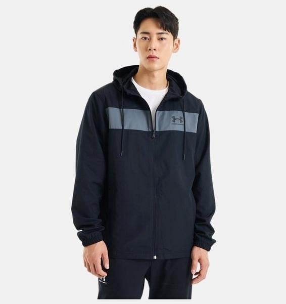 UA SPORTSTYLE WINDBREAKER