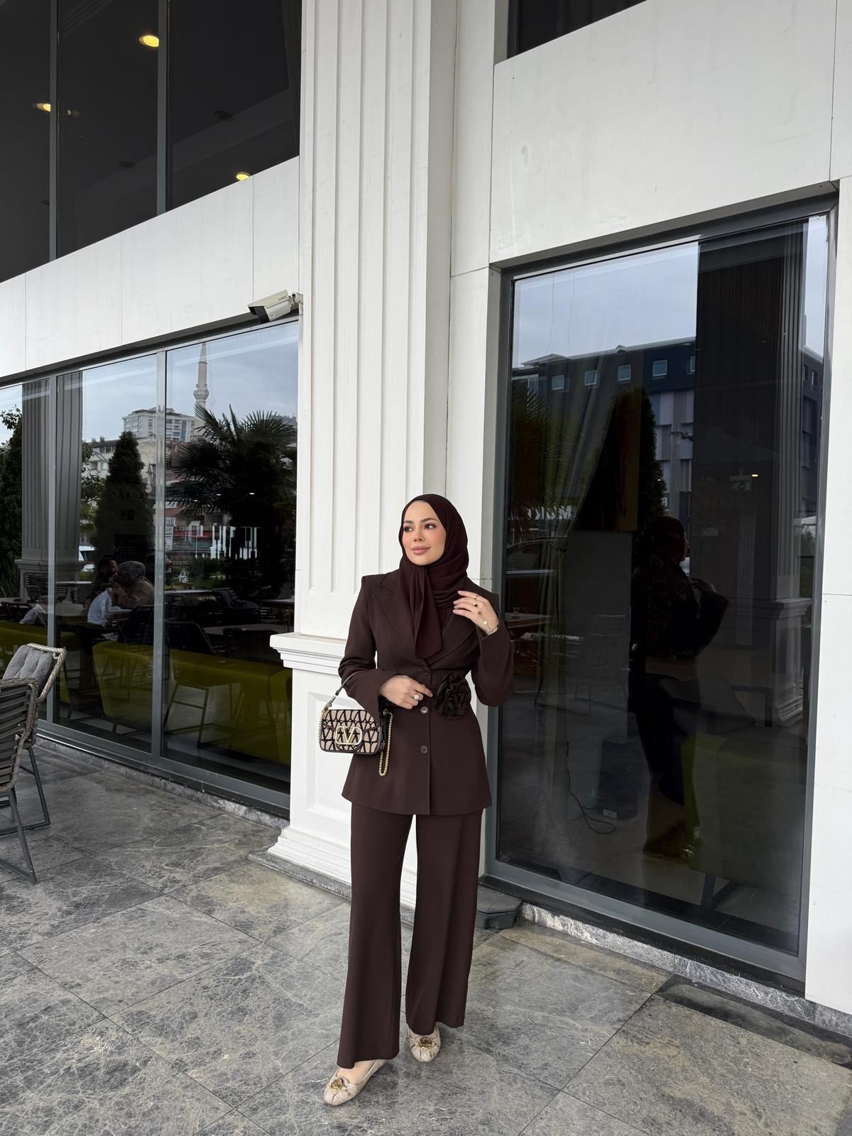 Alara takım kahverengi