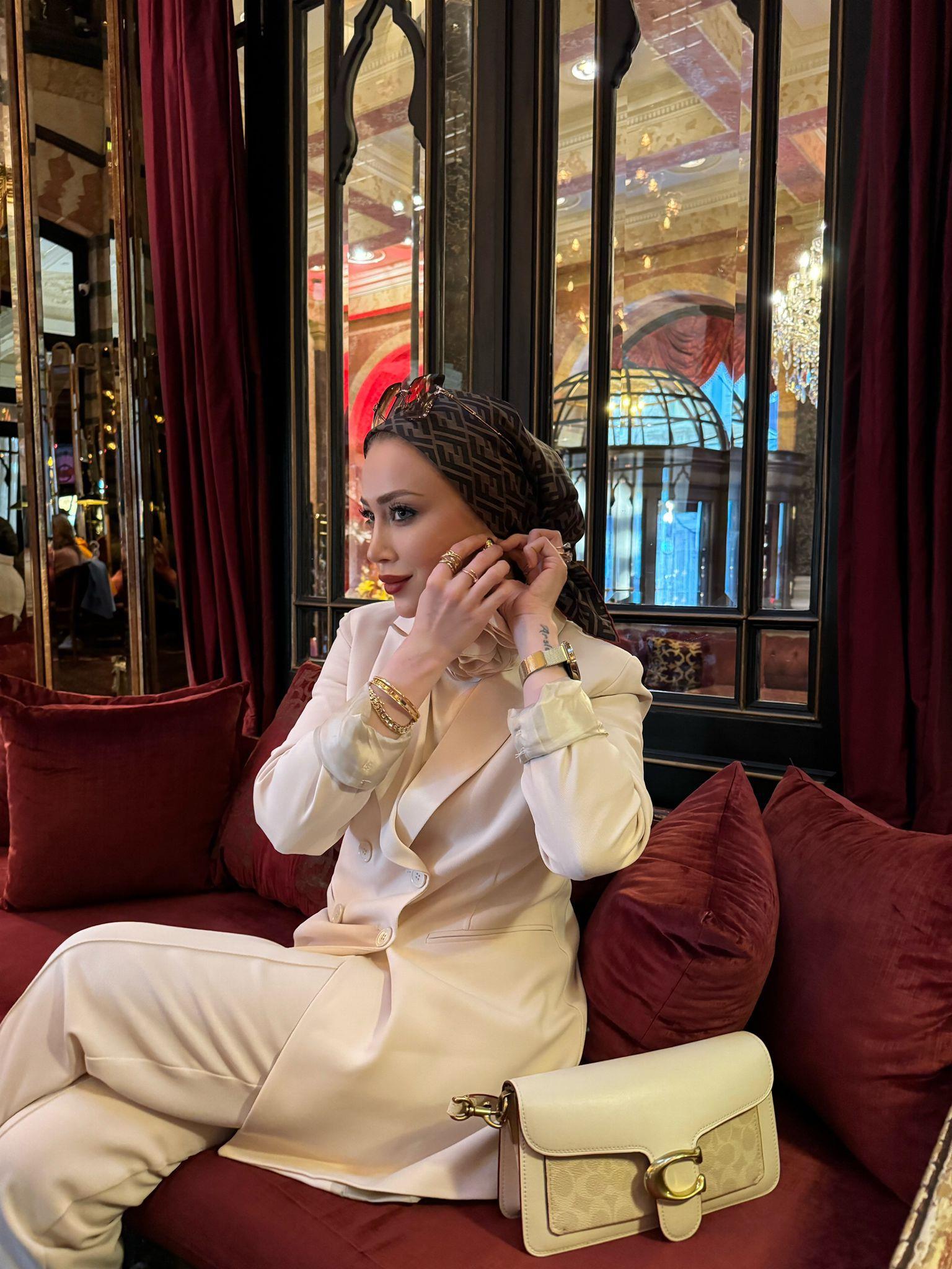 Camelia Takım Taş