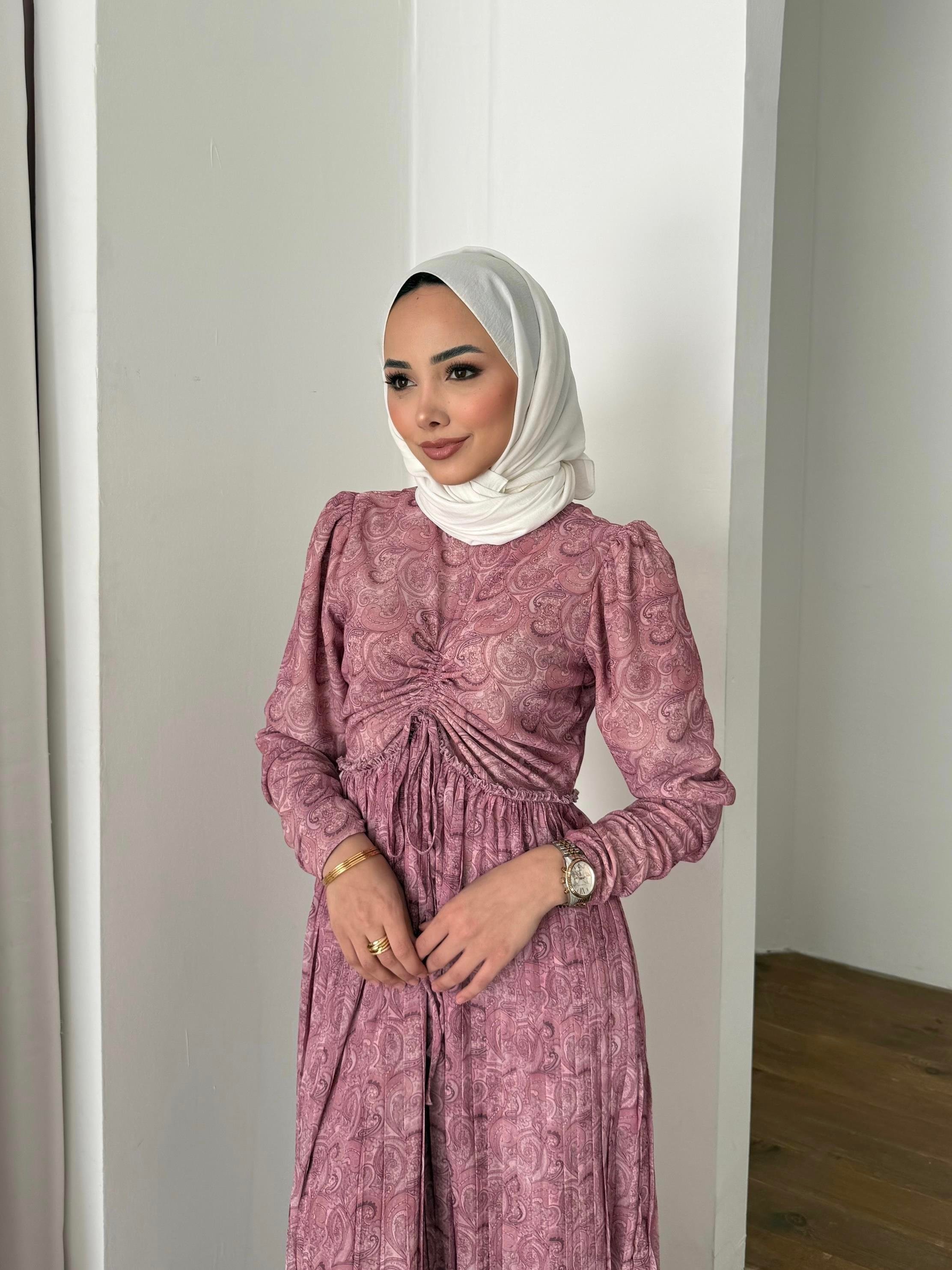 Desenli Piliseli Şifon Elbise Pembe