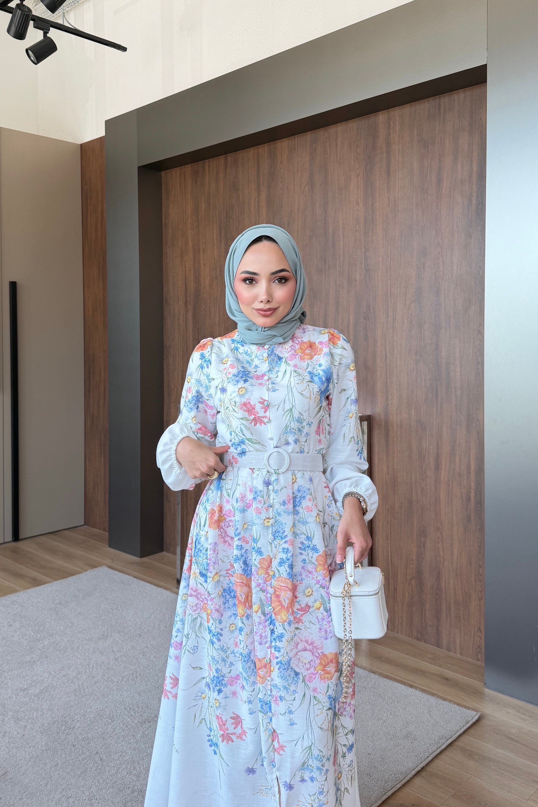 Flora britt düğmeli elbise beyaz 