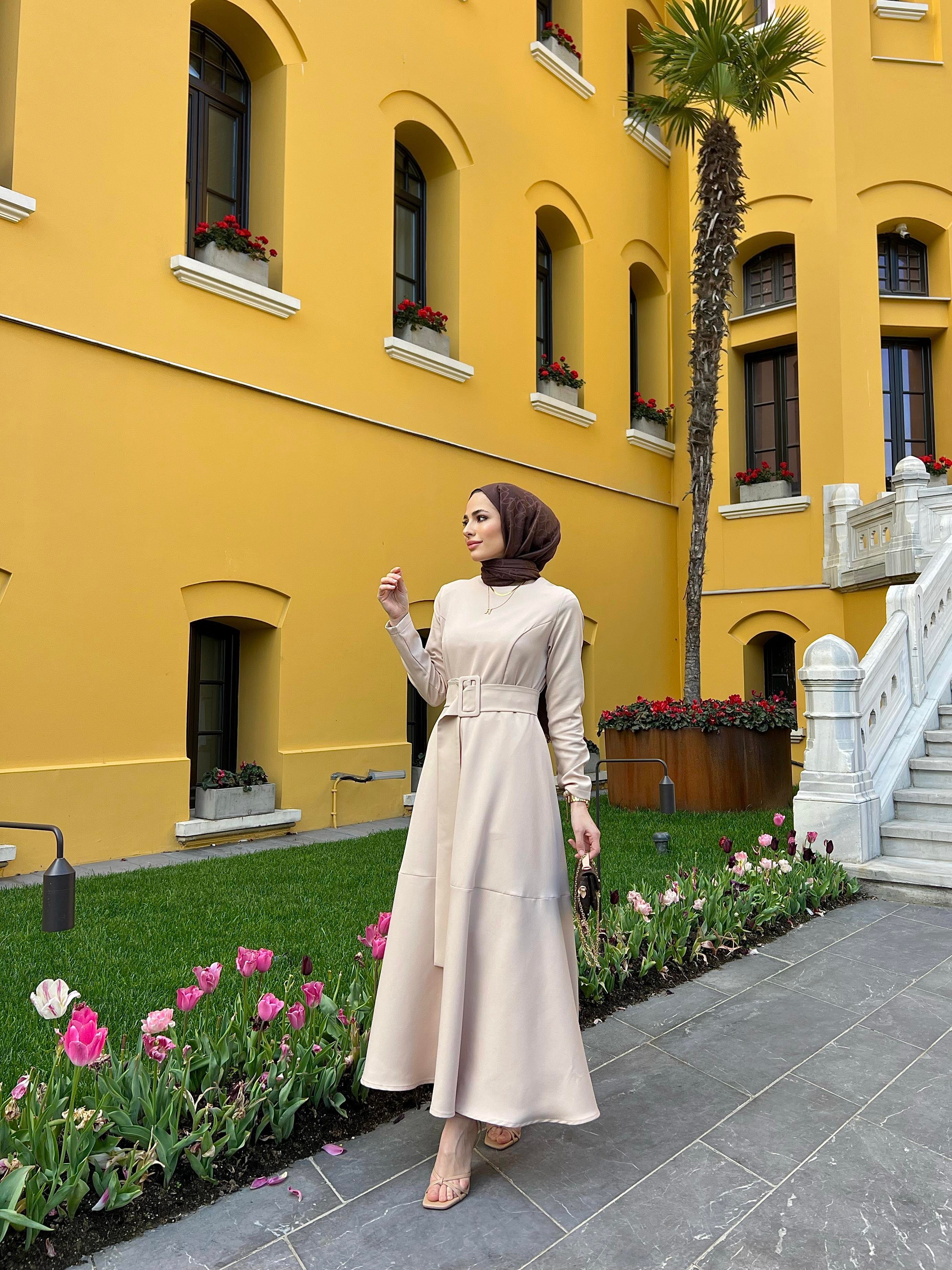 Laila Elbise Bej