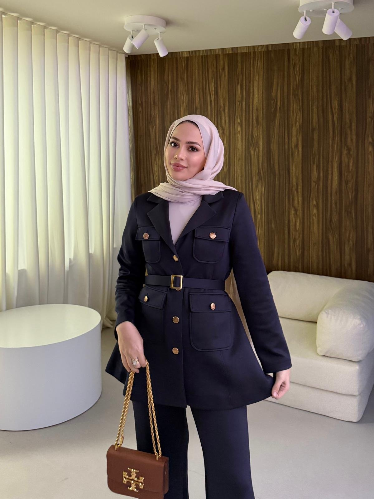 Lina Takım Laci
