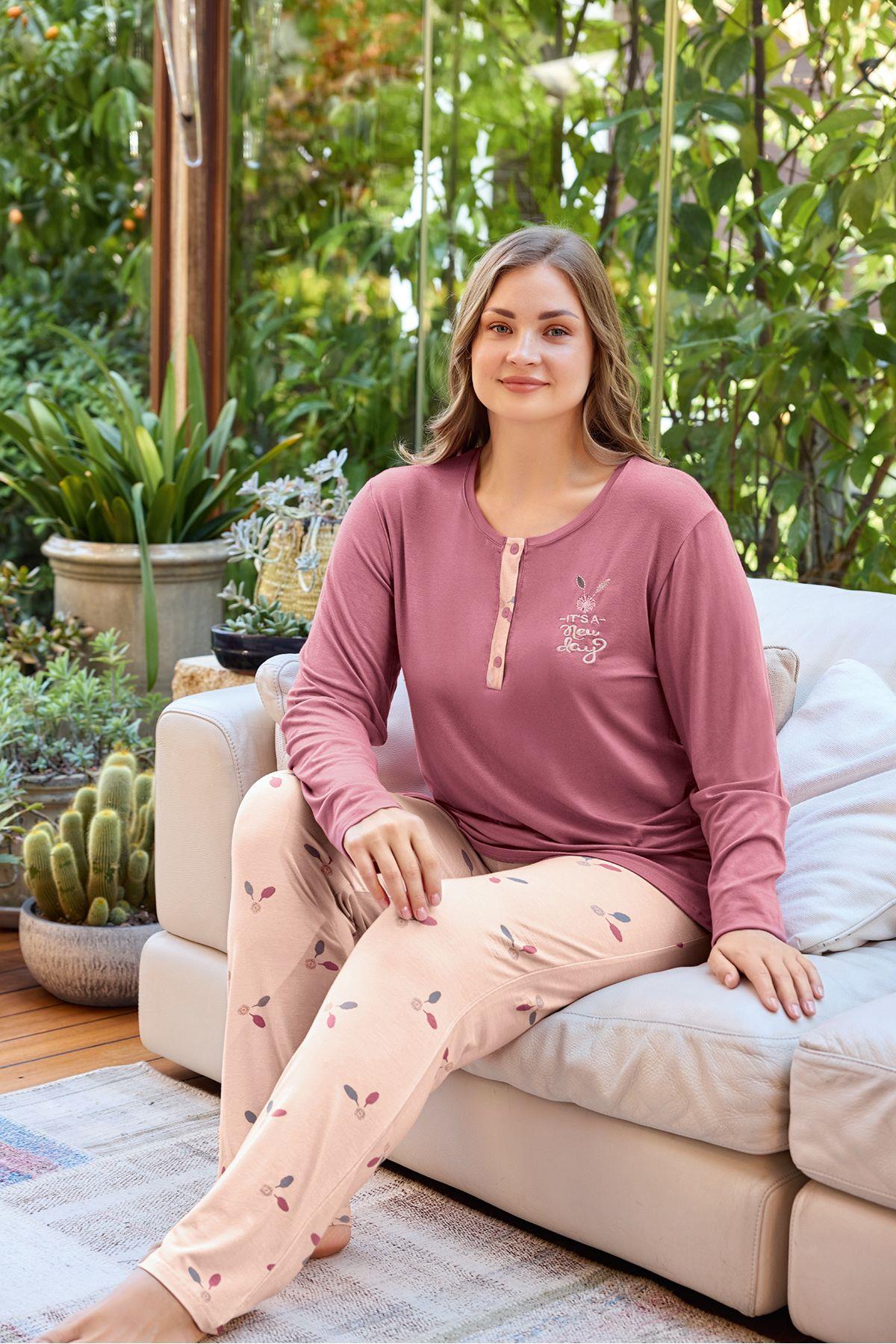 Kadın Pamuklu Büyük Beden Uzun Kollu Bisiklet Yaka Desenli Pijama Takımı