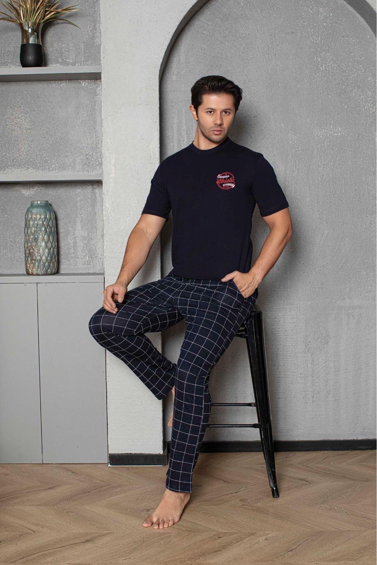 Pamuklu Regular Fit Sıfır Yaka Kısa Kollu Altı Ekose Erkek Pijama Takımı