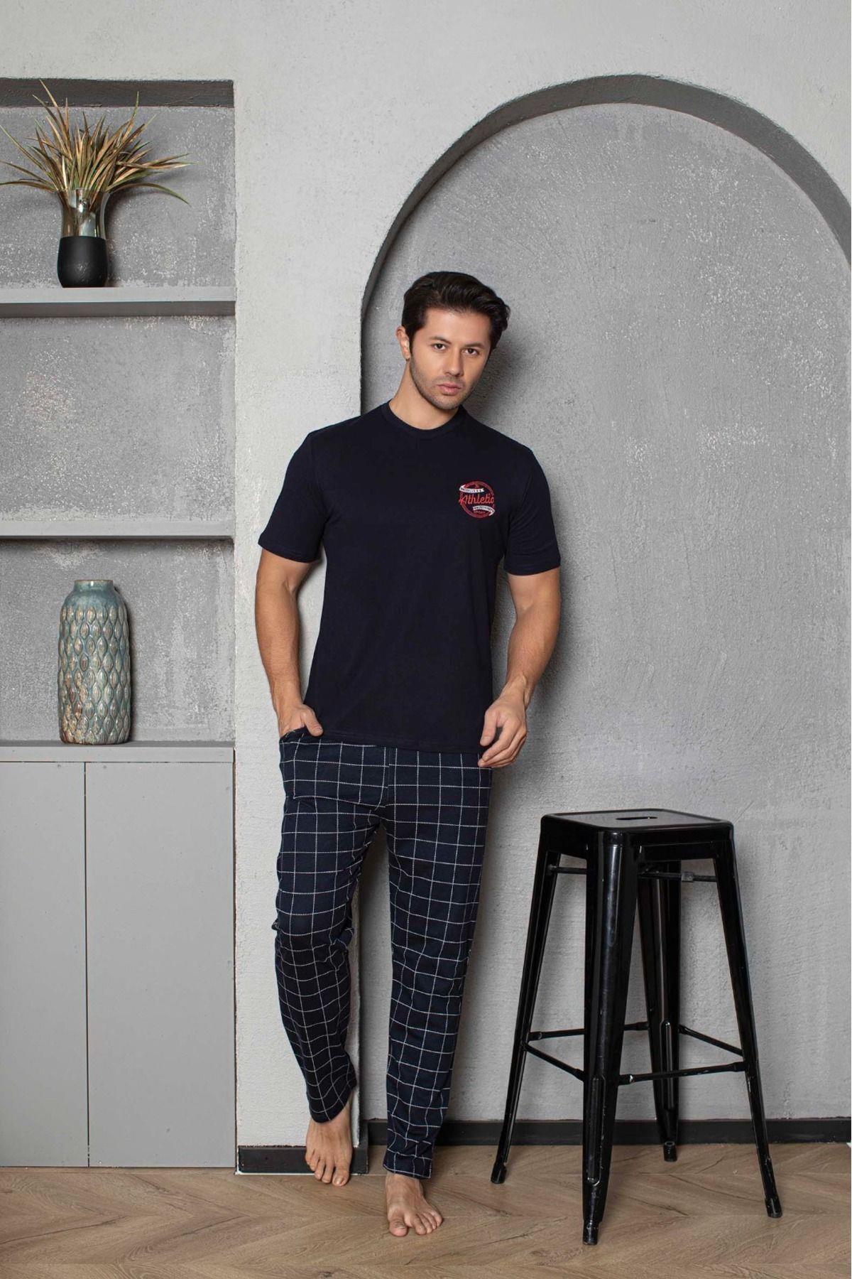Pamuklu Regular Fit Sıfır Yaka Kısa Kollu Altı Ekose Erkek Pijama Takımı