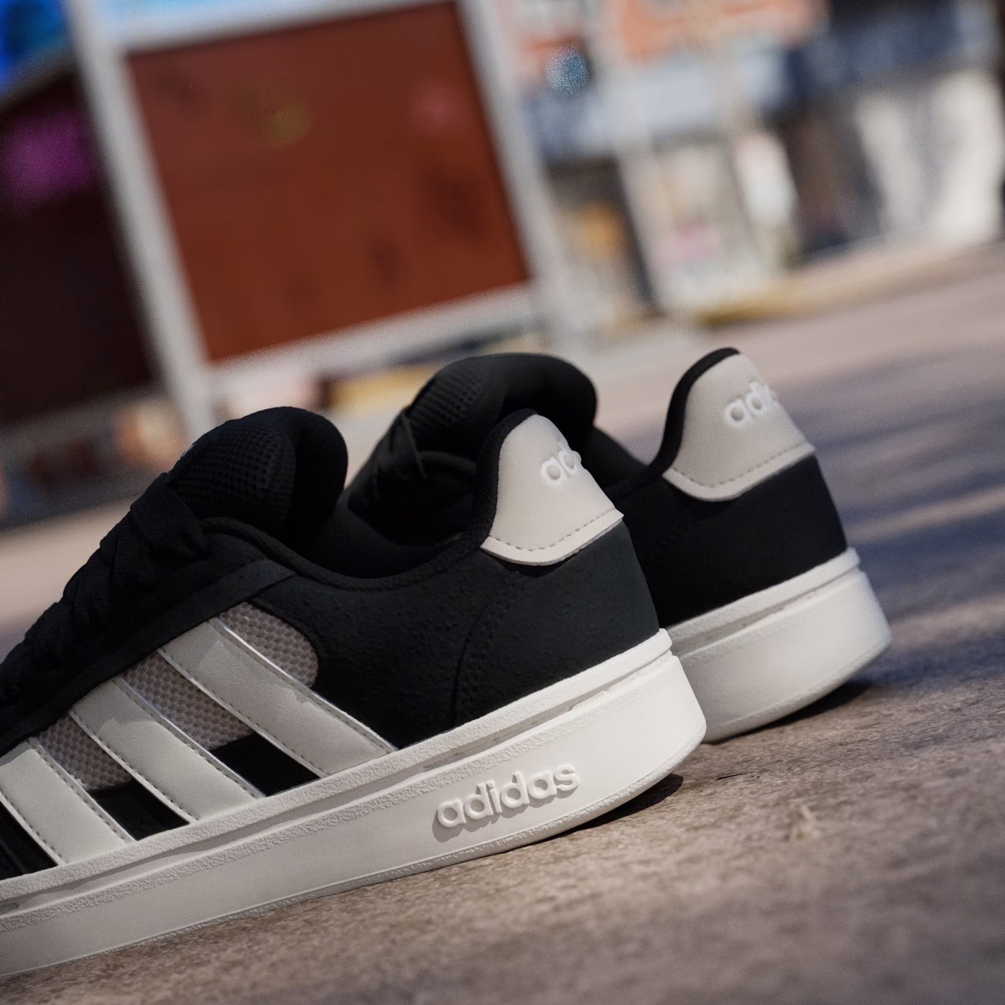 ADIDAS HQ7375 GRAND COURT ALPHA SK8