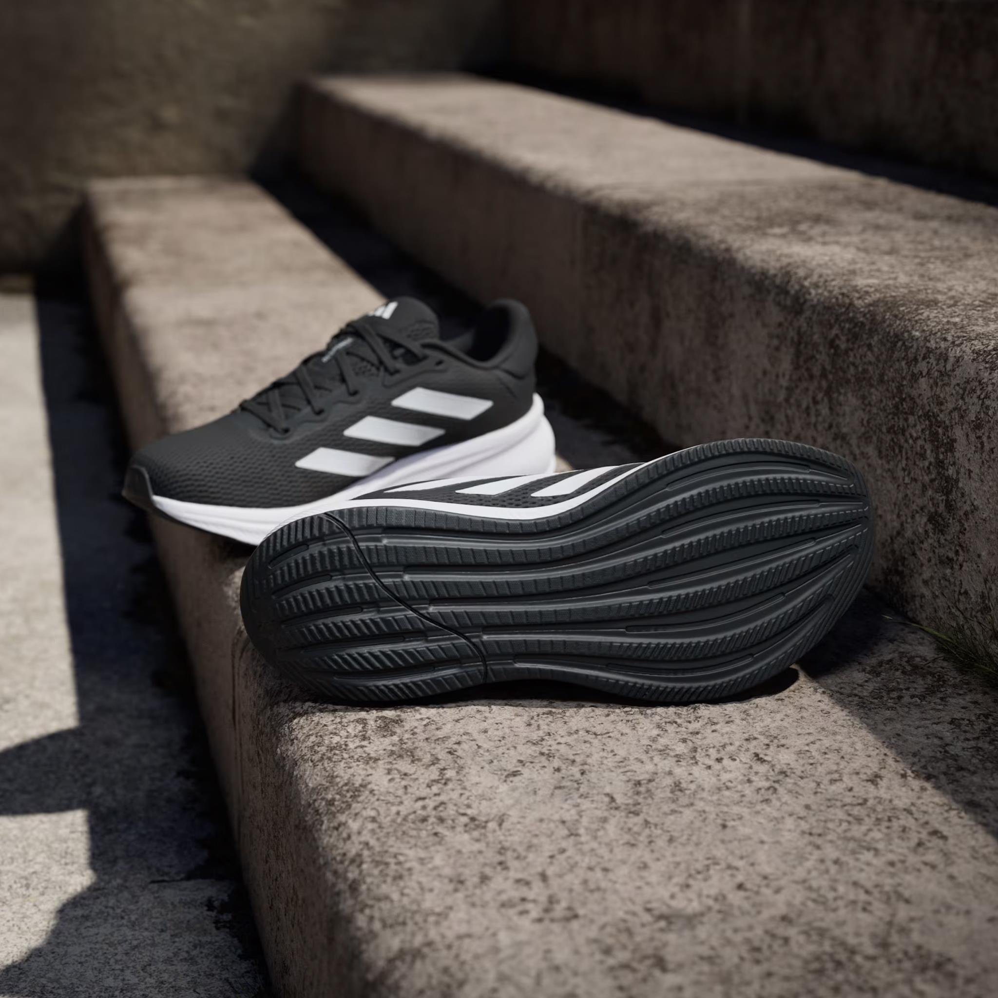 ADIDAS IH6007 RESPONSE