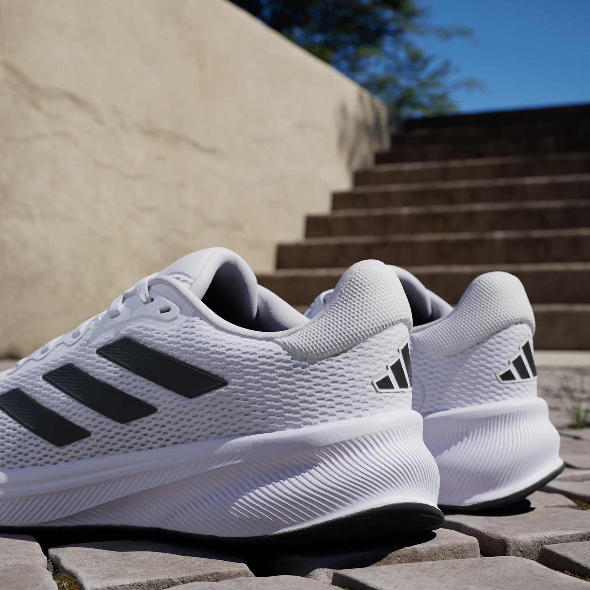 ADIDAS IH6008 RESPONSE