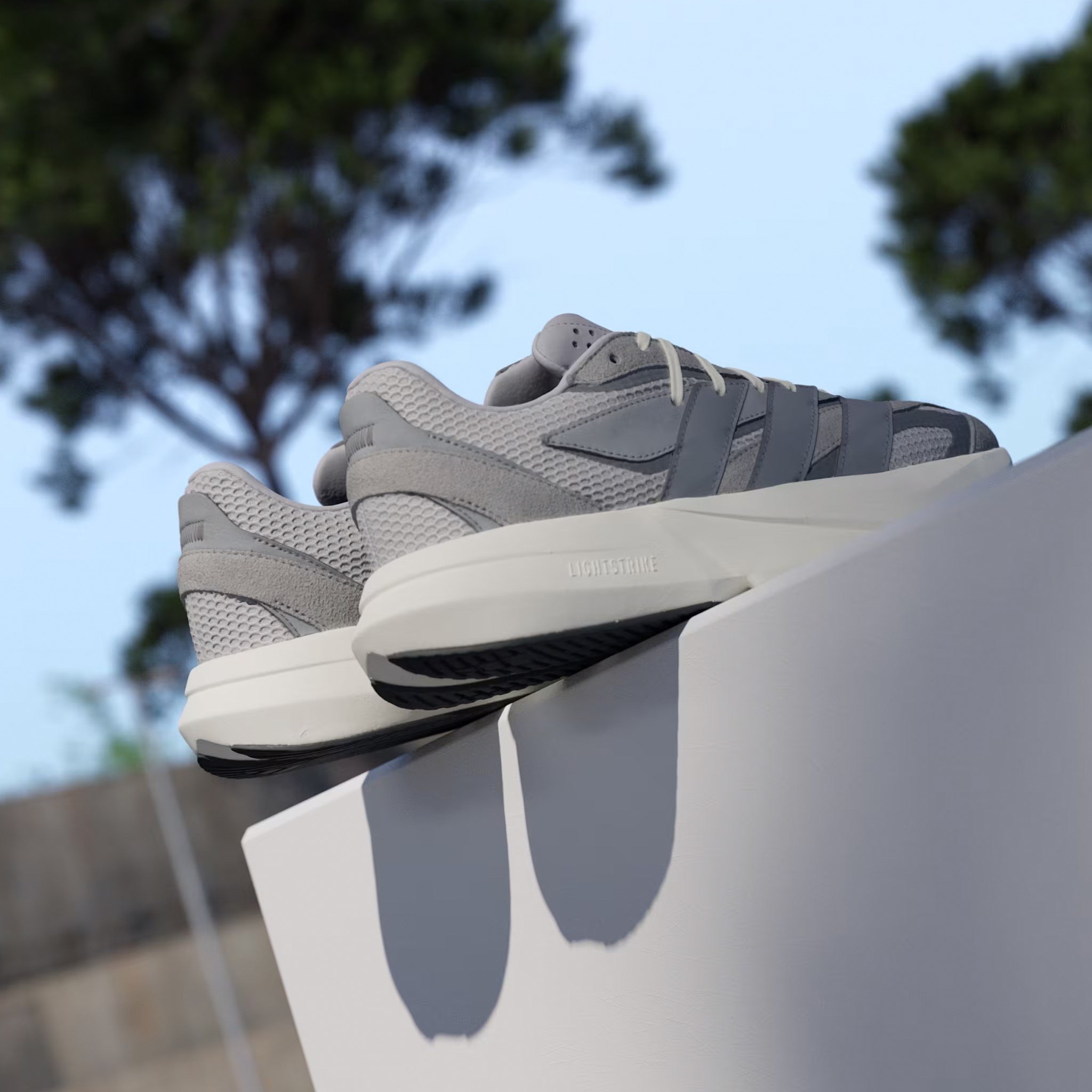ADIDAS IH8607 LIGHTBLAZE