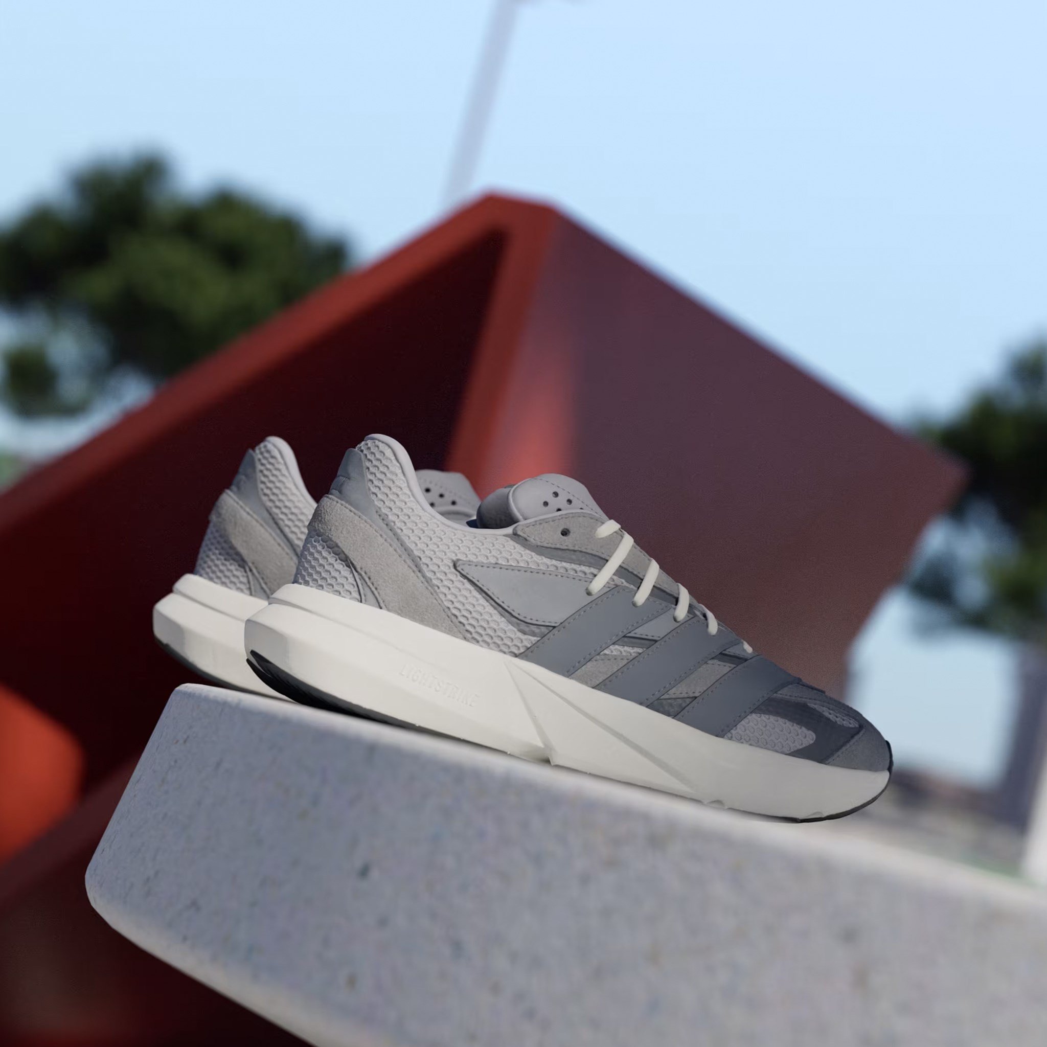 ADIDAS IH8607 LIGHTBLAZE