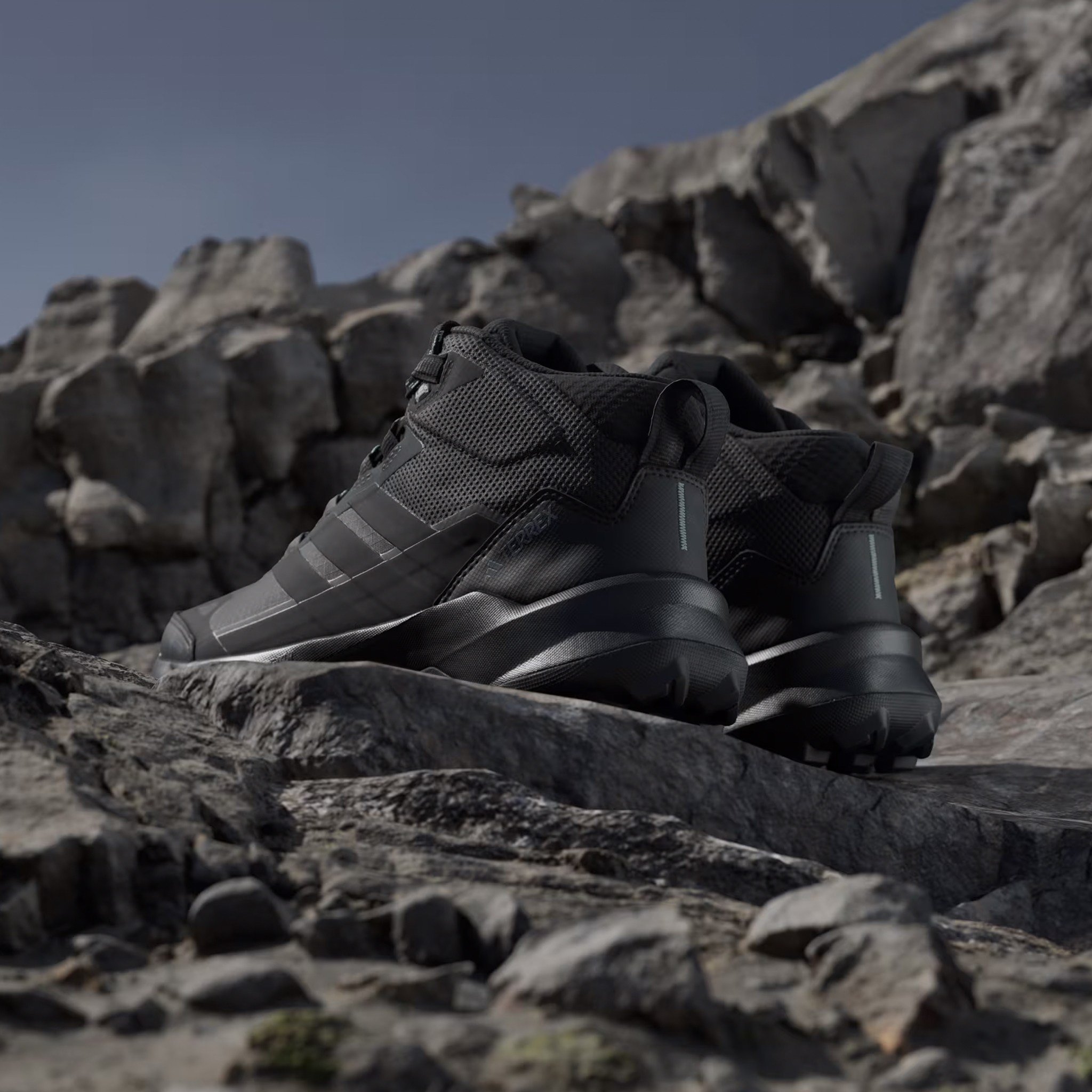 ADIDAS JQ2219 TERREX SKYCHASER AX5 MID GORE-TEX