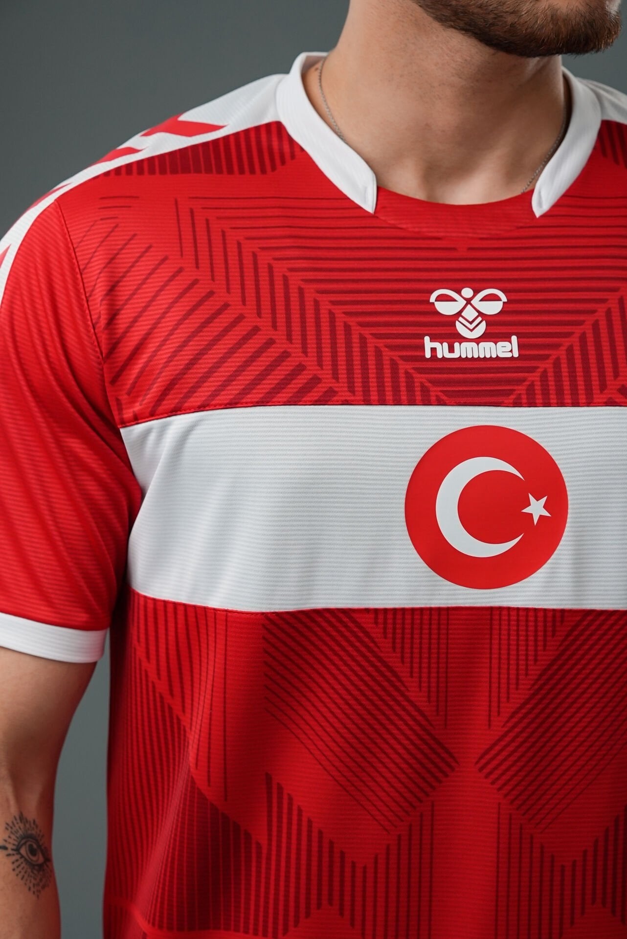 HUMMEL TÜRKİYE MİLLî TAKIM FORMASI