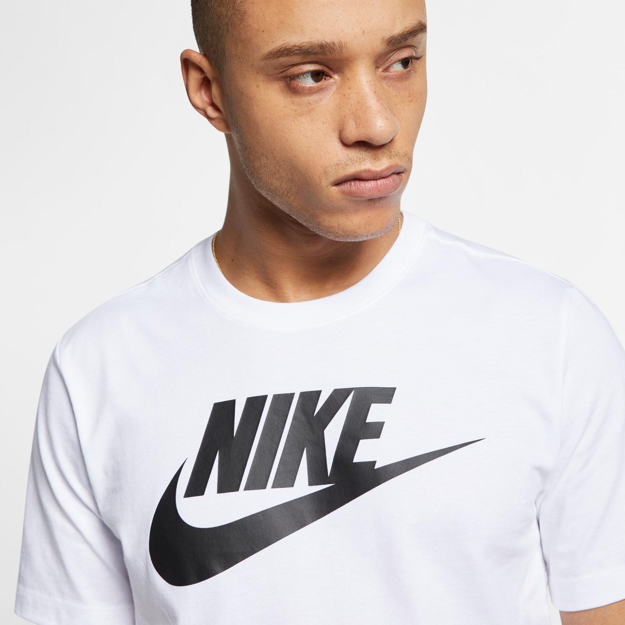 NIKE AR5004-101 M NSW TEE ICON FUTURA TİŞÖRT