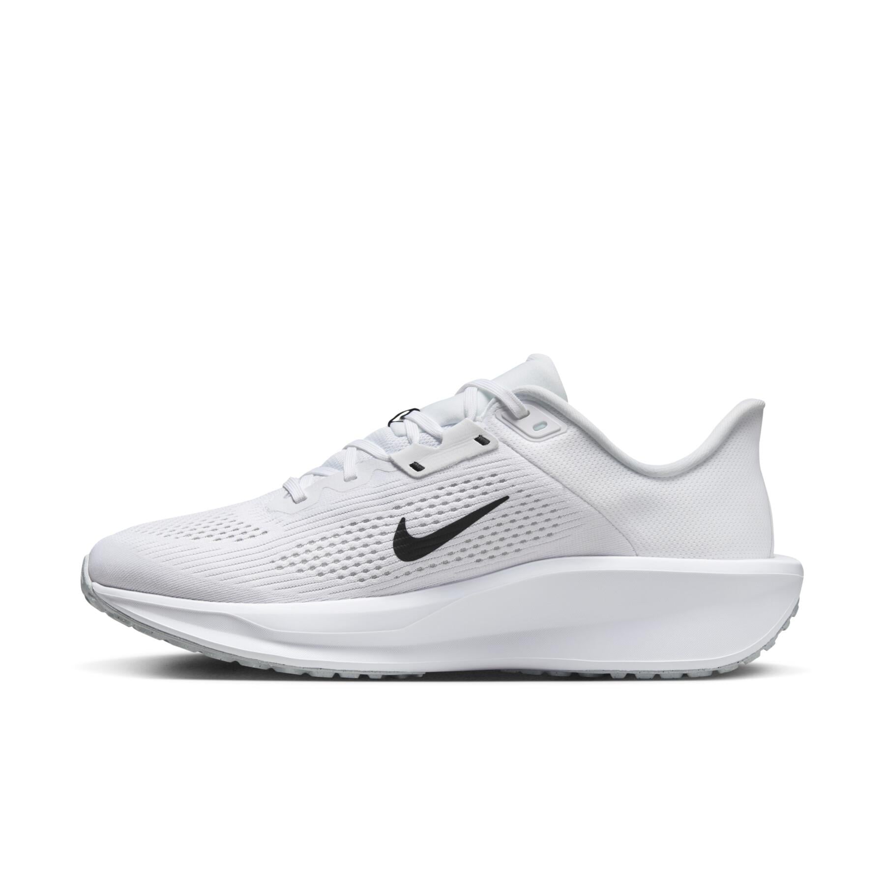 NIKE FD6033-100 NIKE QUEST 6